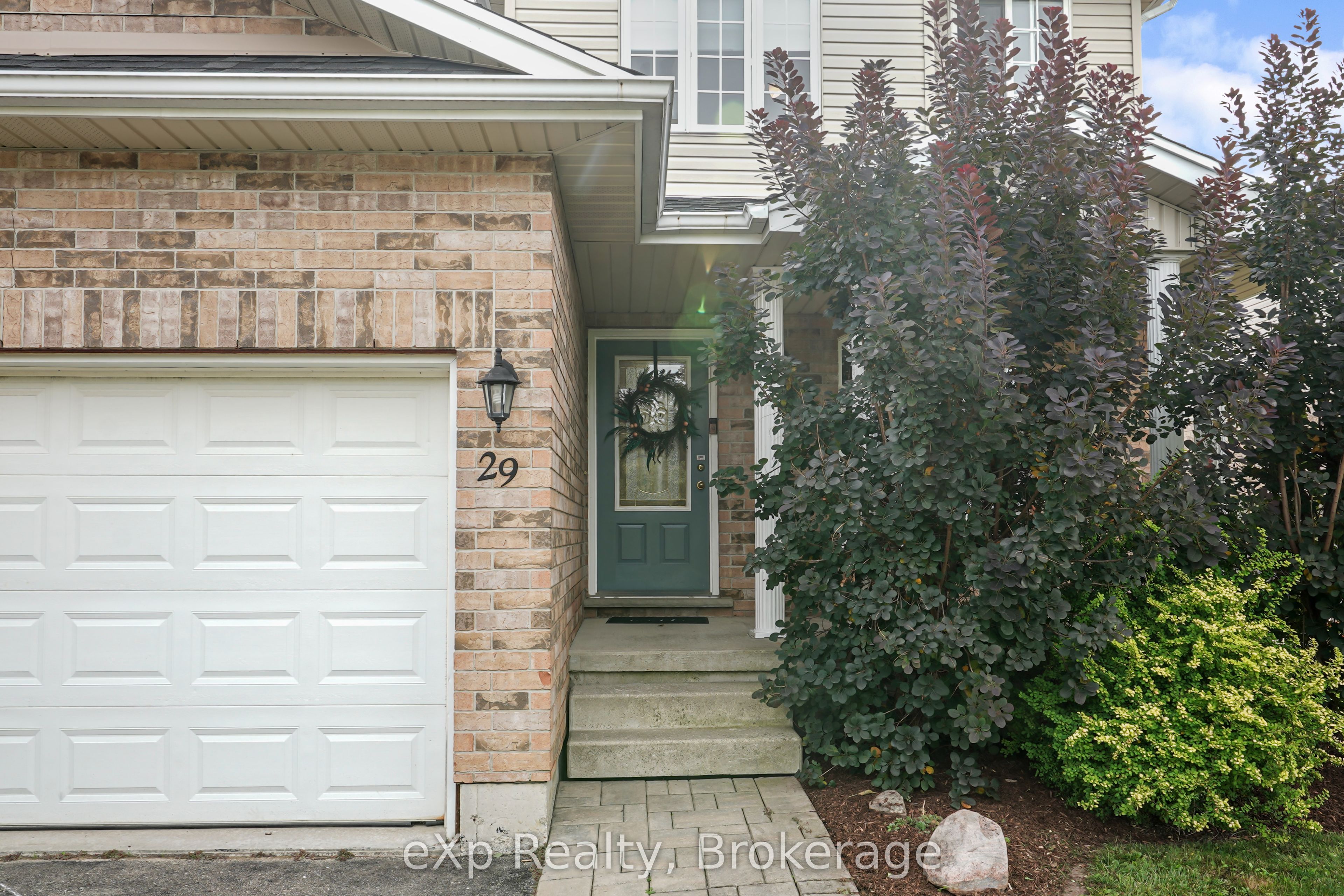 29 Maple Street Property Photo 3