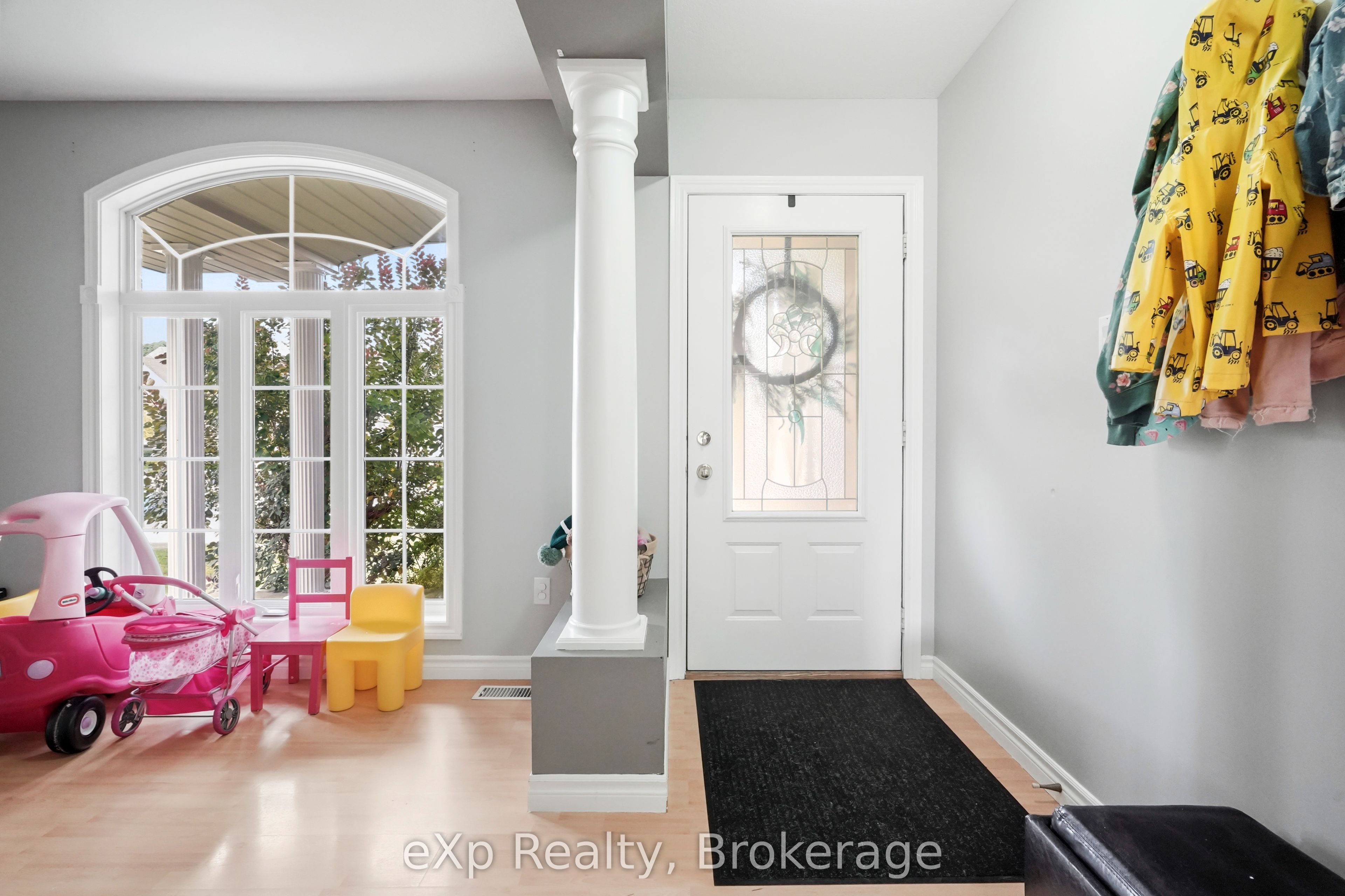 29 Maple Street Property Photo 4