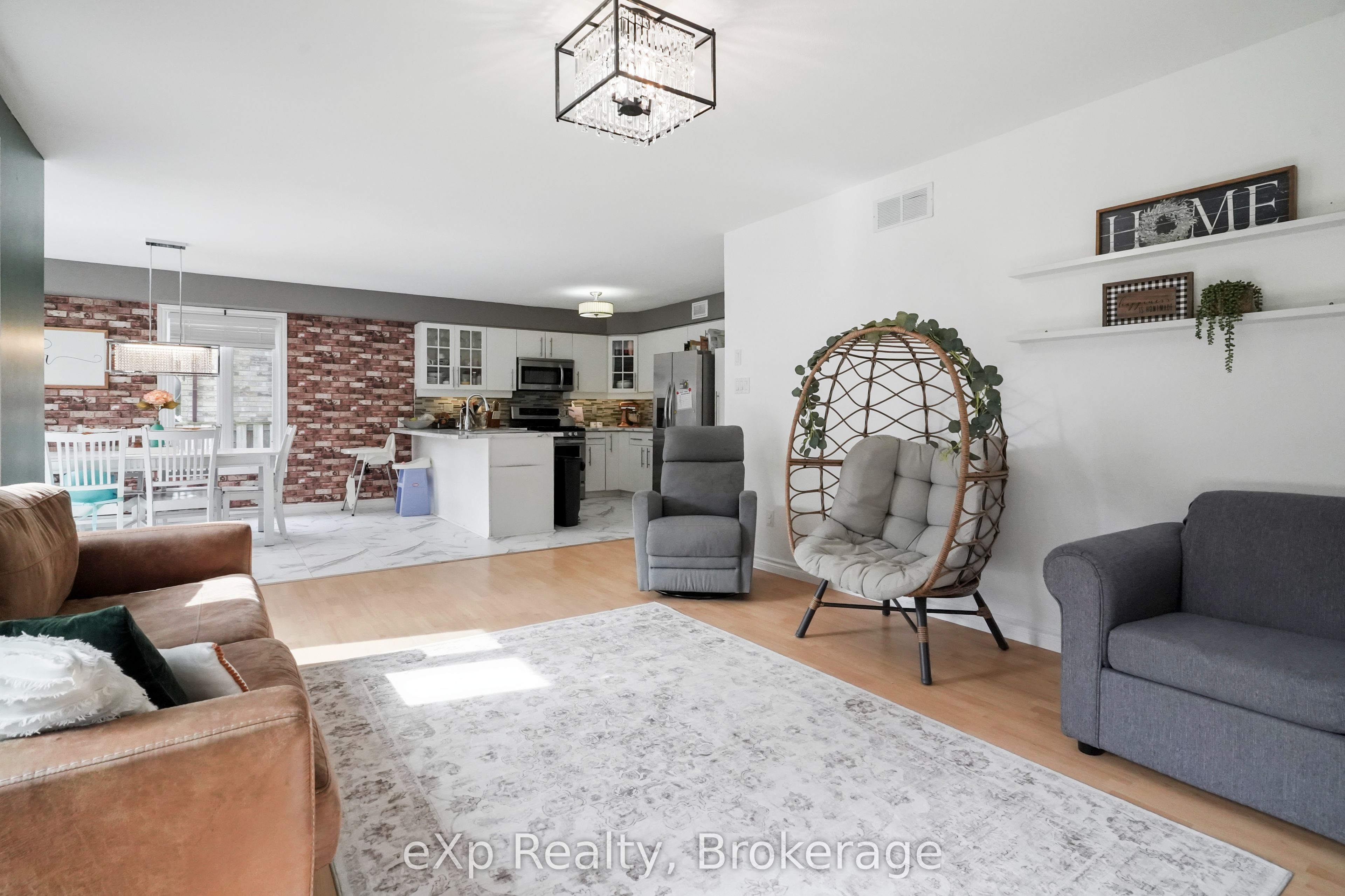 29 Maple Street Property Photo 17