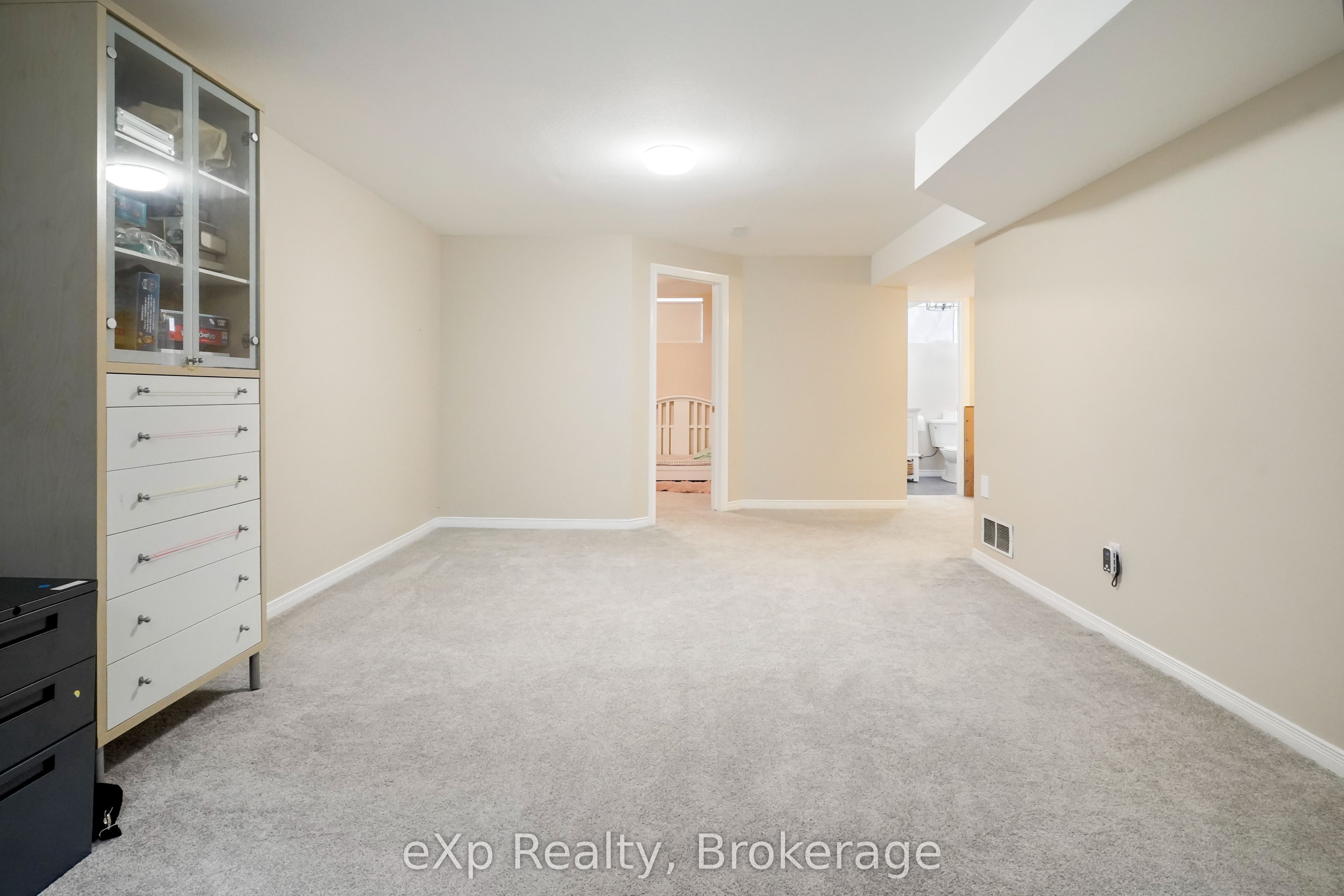 29 Maple Street Property Photo 22