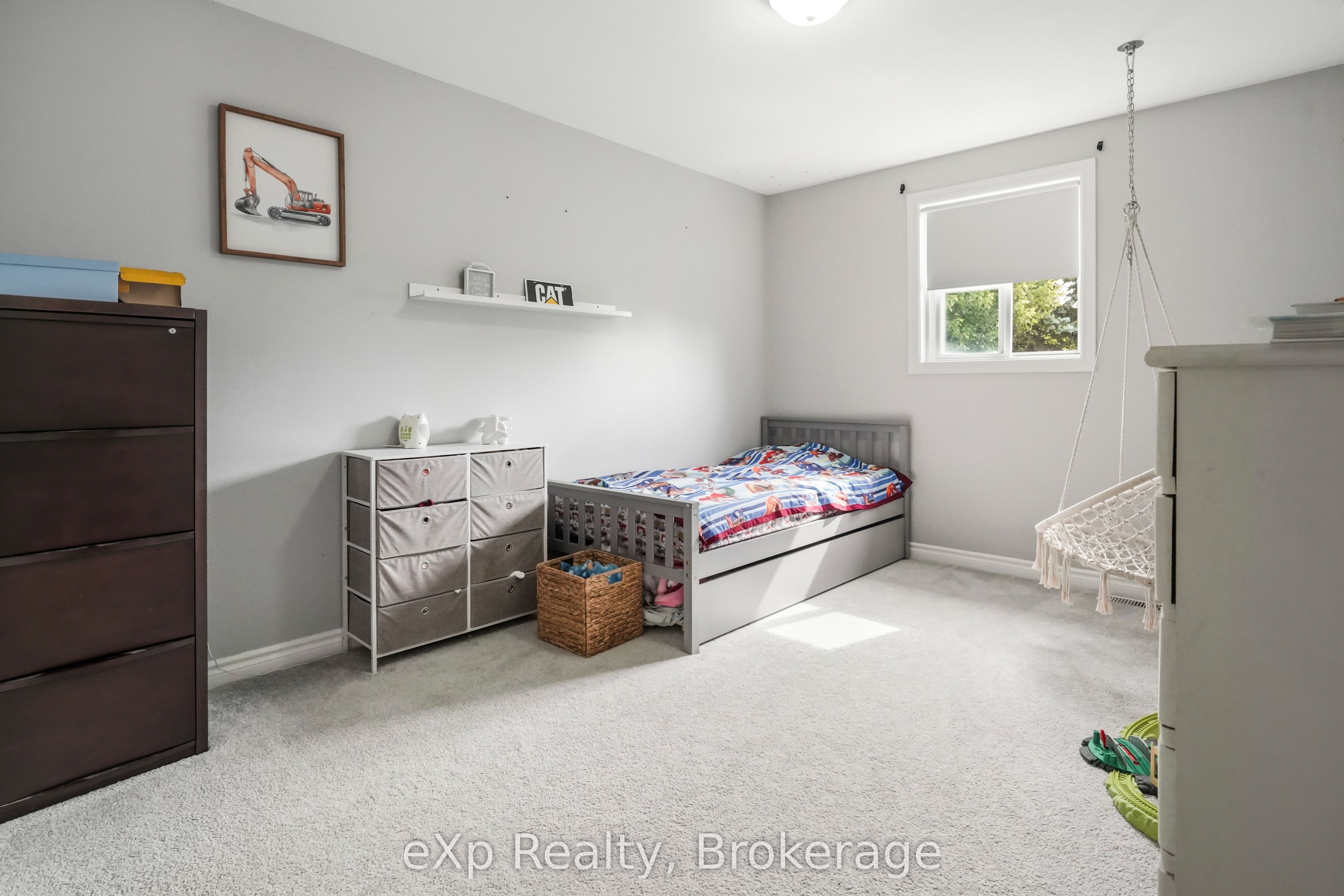 29 Maple Street Property Photo 28