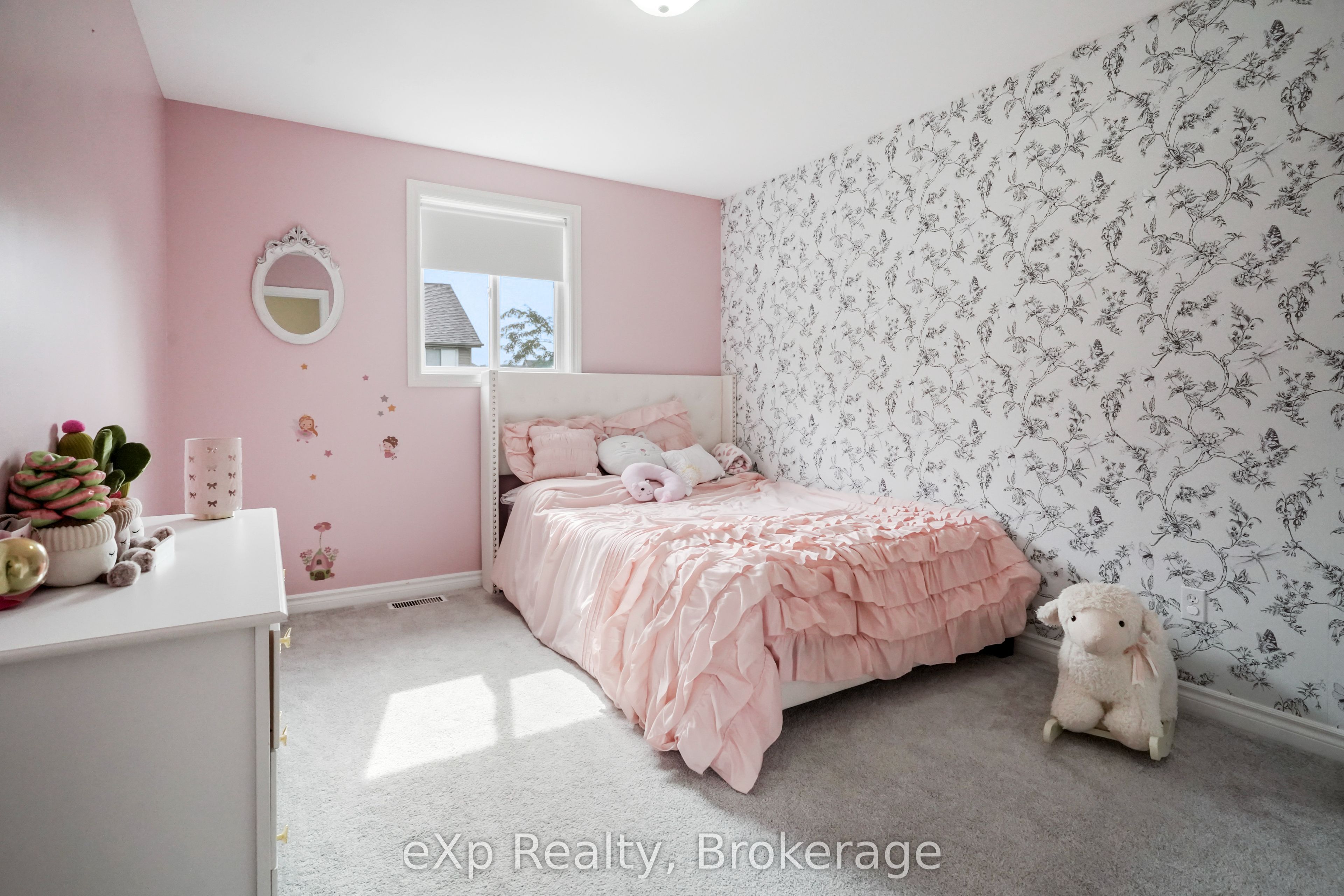 29 Maple Street Property Photo 31