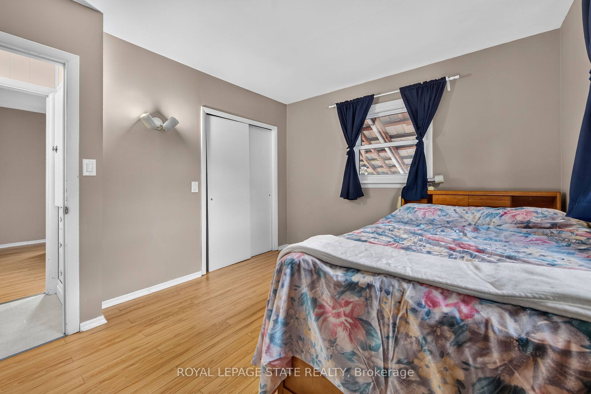 302 East 28th Street Property Photo 9