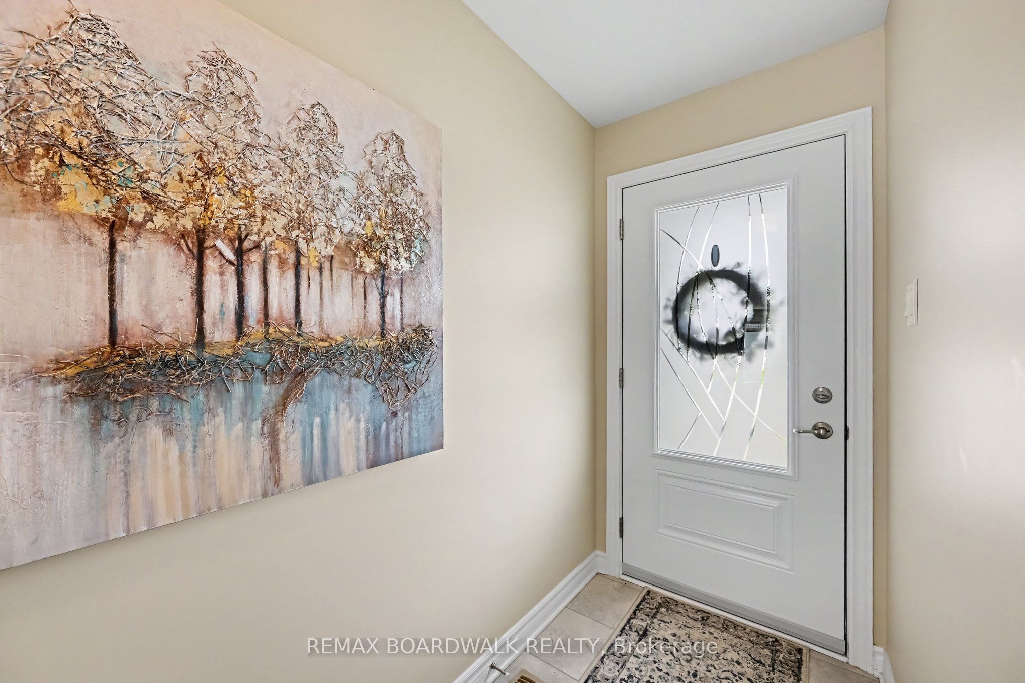 100 Seabert Drive Property Photo 3
