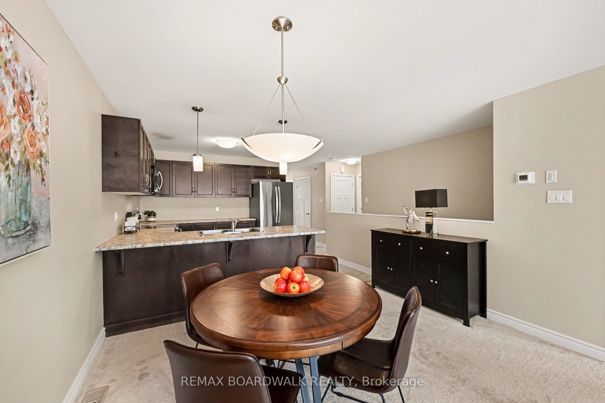 100 Seabert Drive Property Photo 8