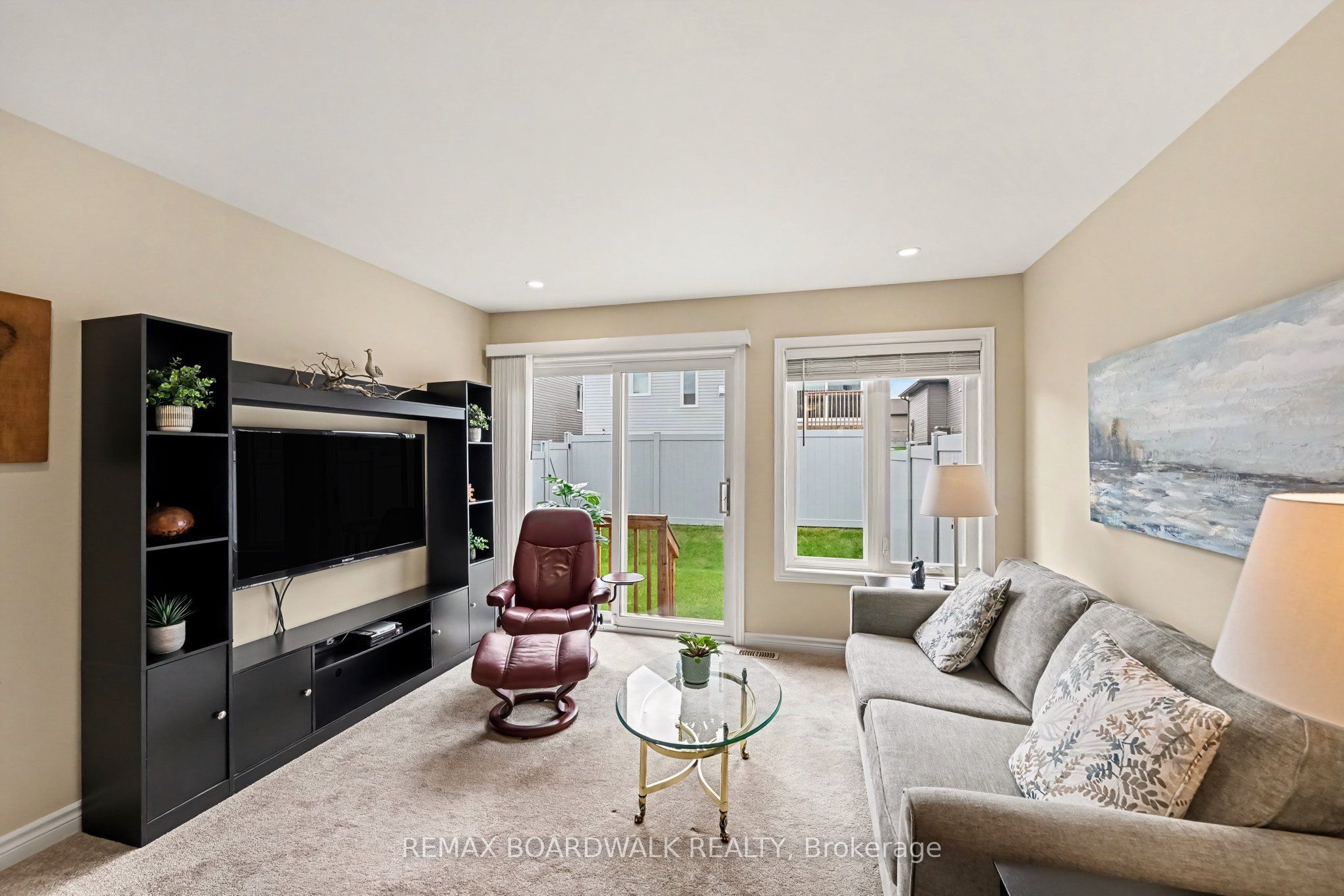 100 Seabert Drive Property Photo 12