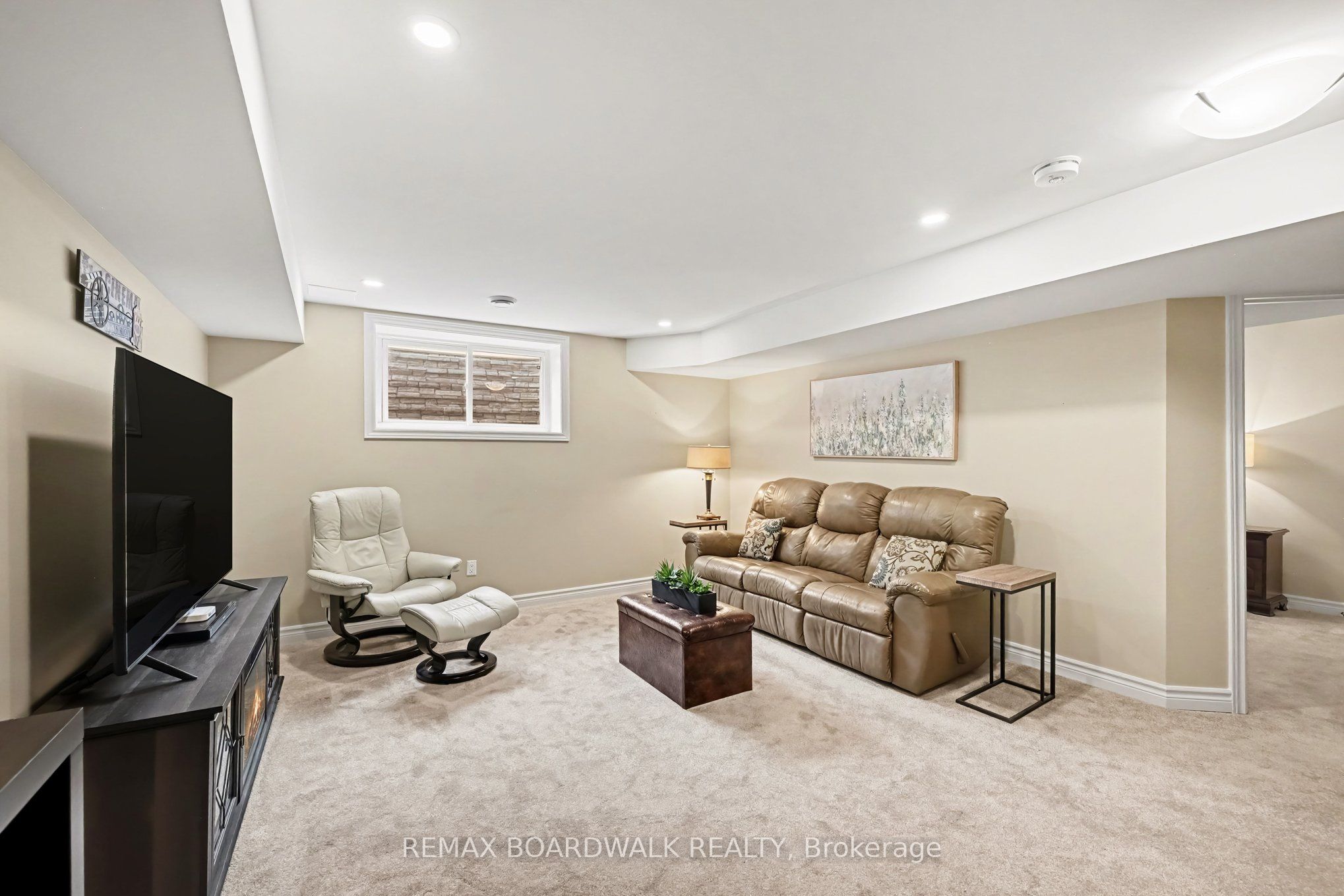 100 Seabert Drive Property Photo 24