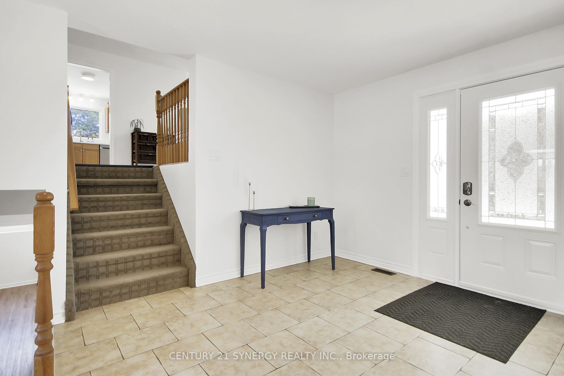 496 William Campbell Road Property Photo 5