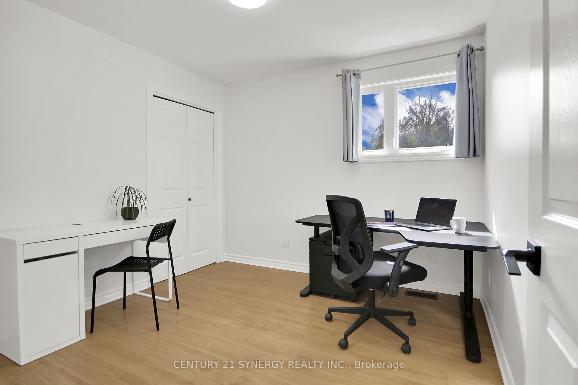 496 William Campbell Road Property Photo 24