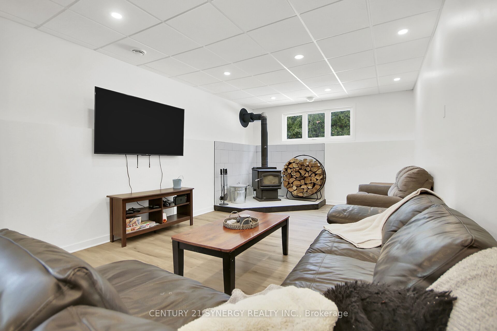 496 William Campbell Road Property Photo 32