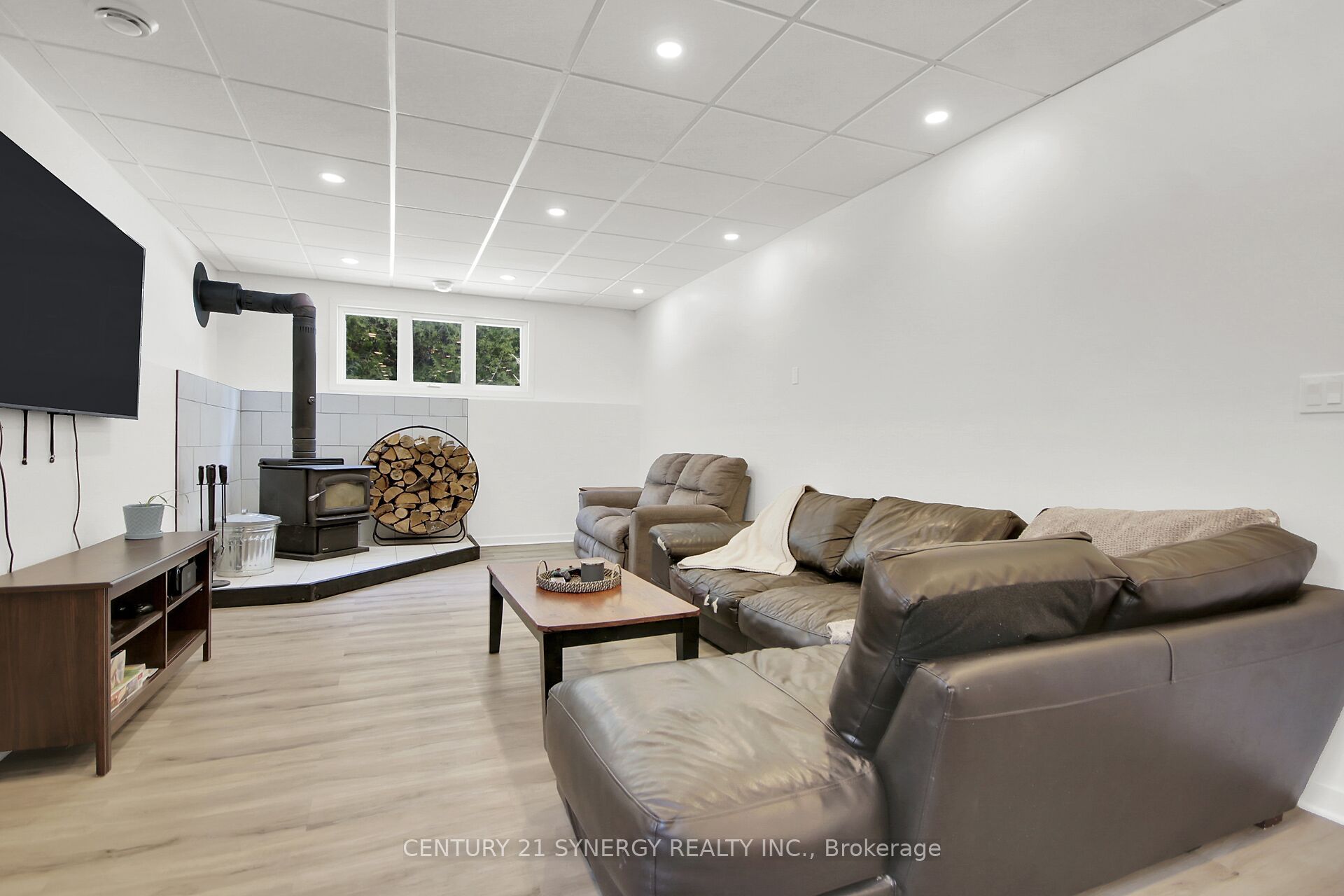 496 William Campbell Road Property Photo 33