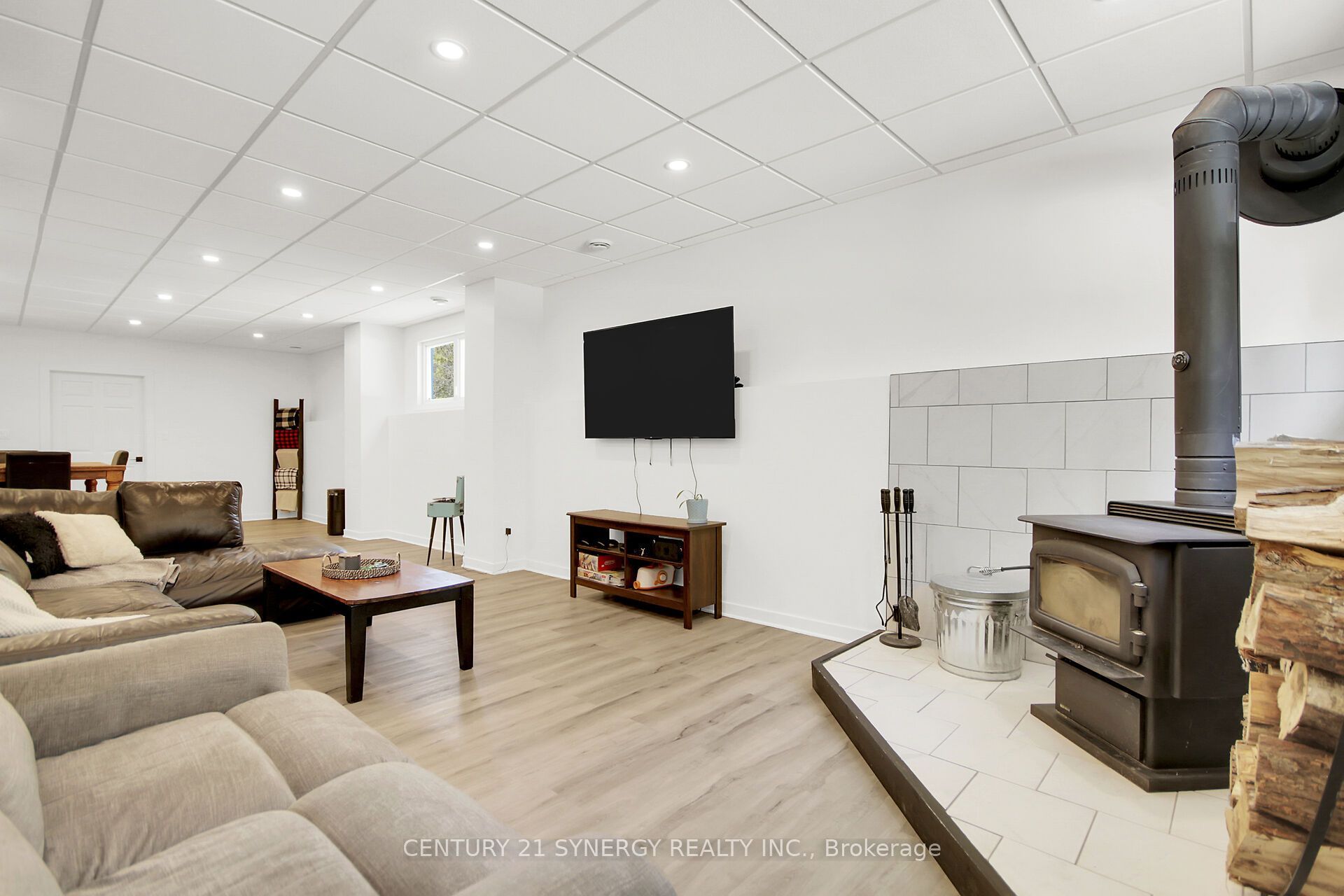 496 William Campbell Road Property Photo 35