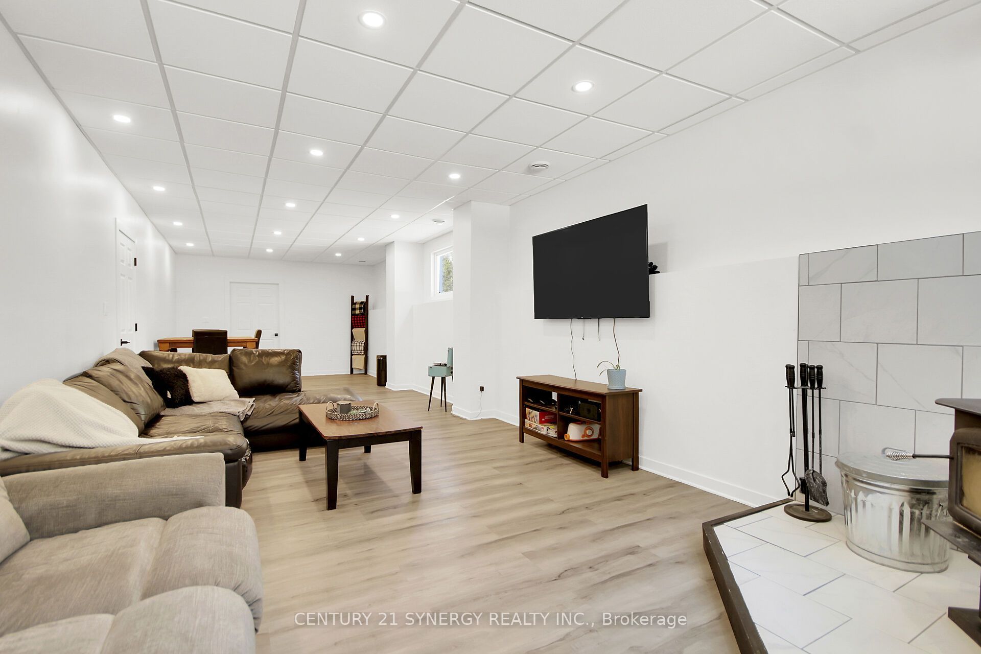 496 William Campbell Road Property Photo 36