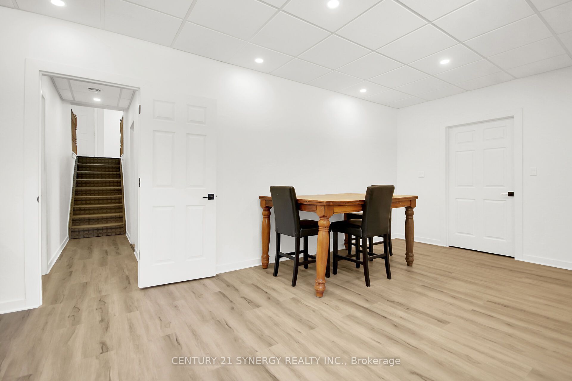 496 William Campbell Road Property Photo 39