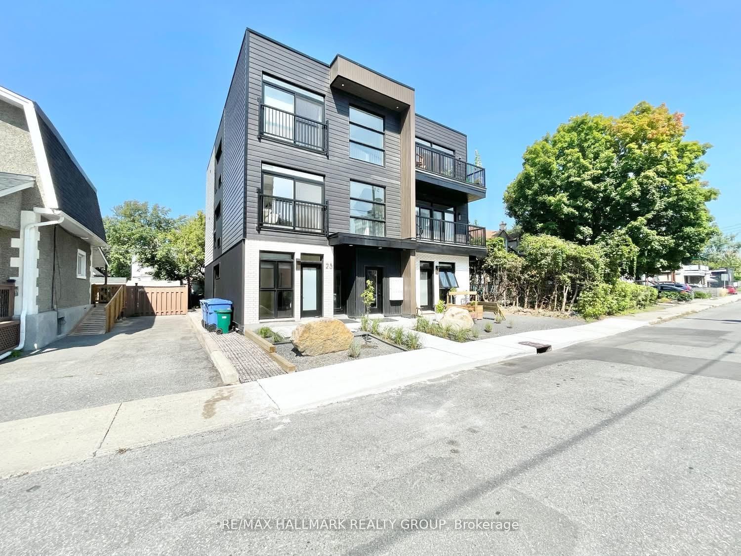 25 Grant Street 303 Property Photo 1