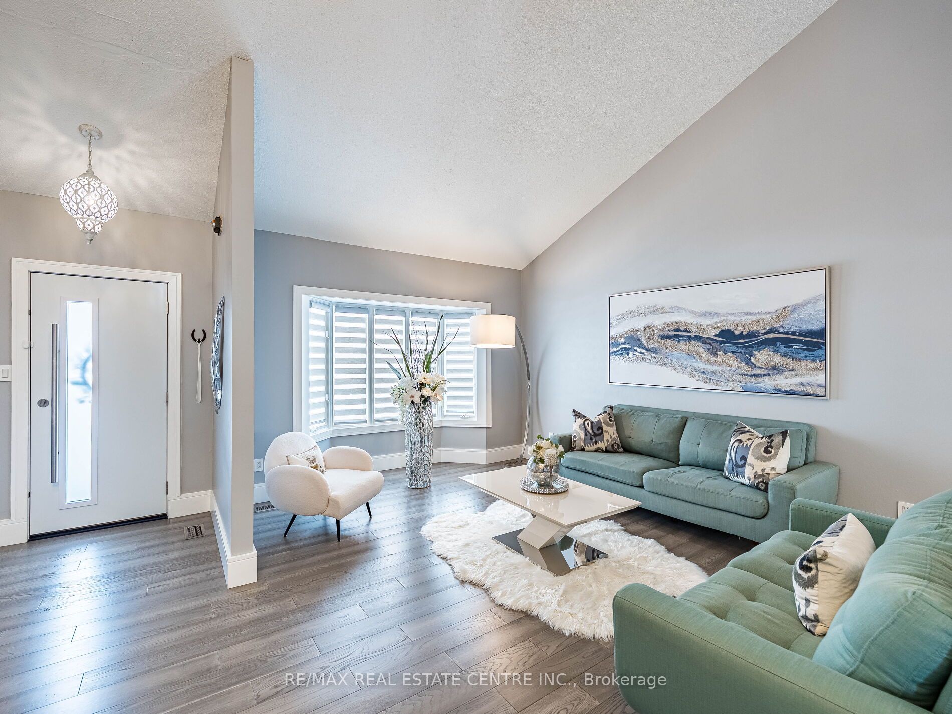 114 Parkwood Crescent Property Photo 10