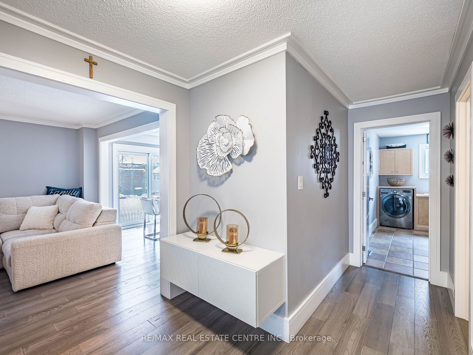 114 Parkwood Crescent Property Photo 13