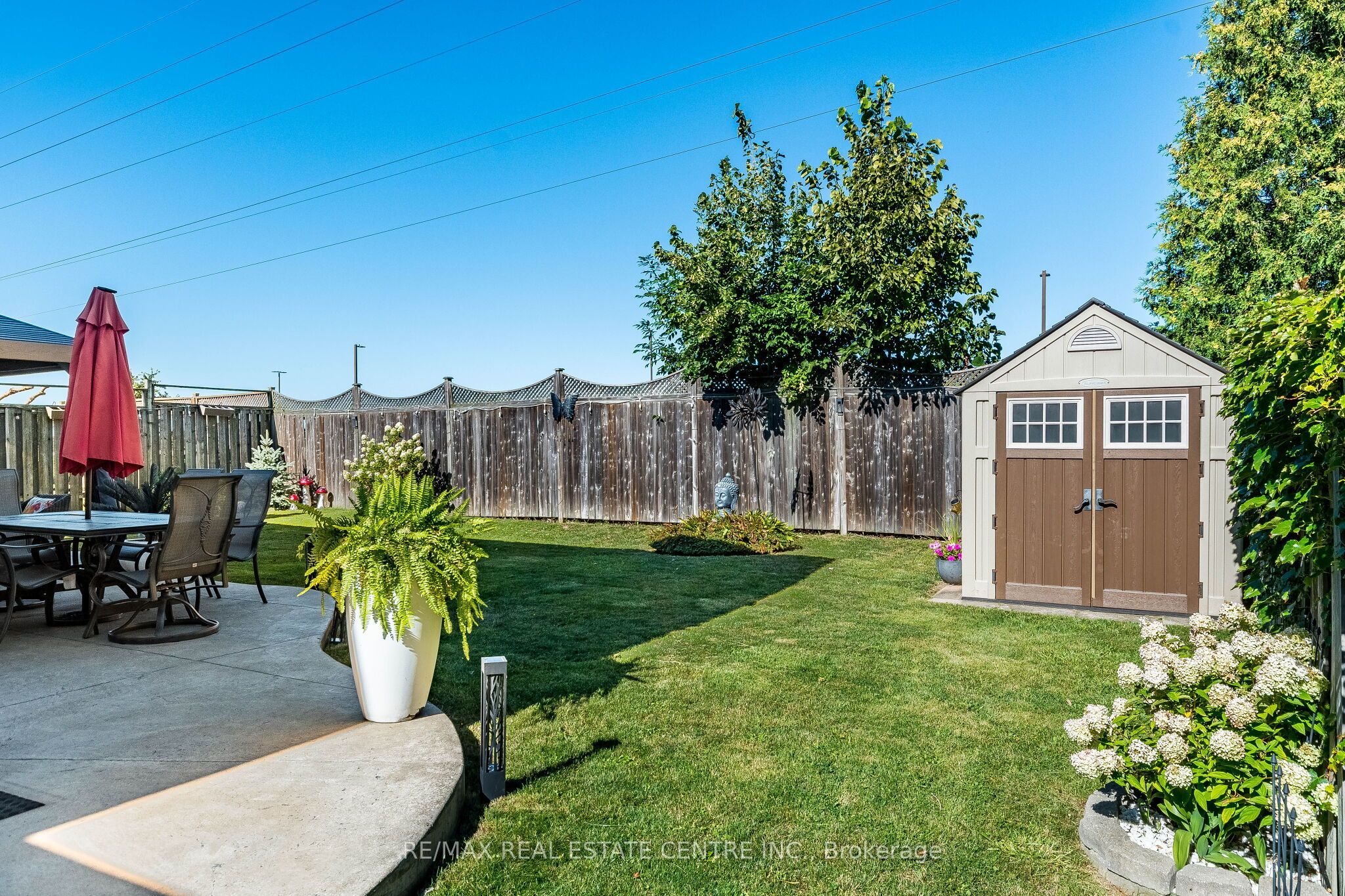 114 Parkwood Crescent Property Photo 41