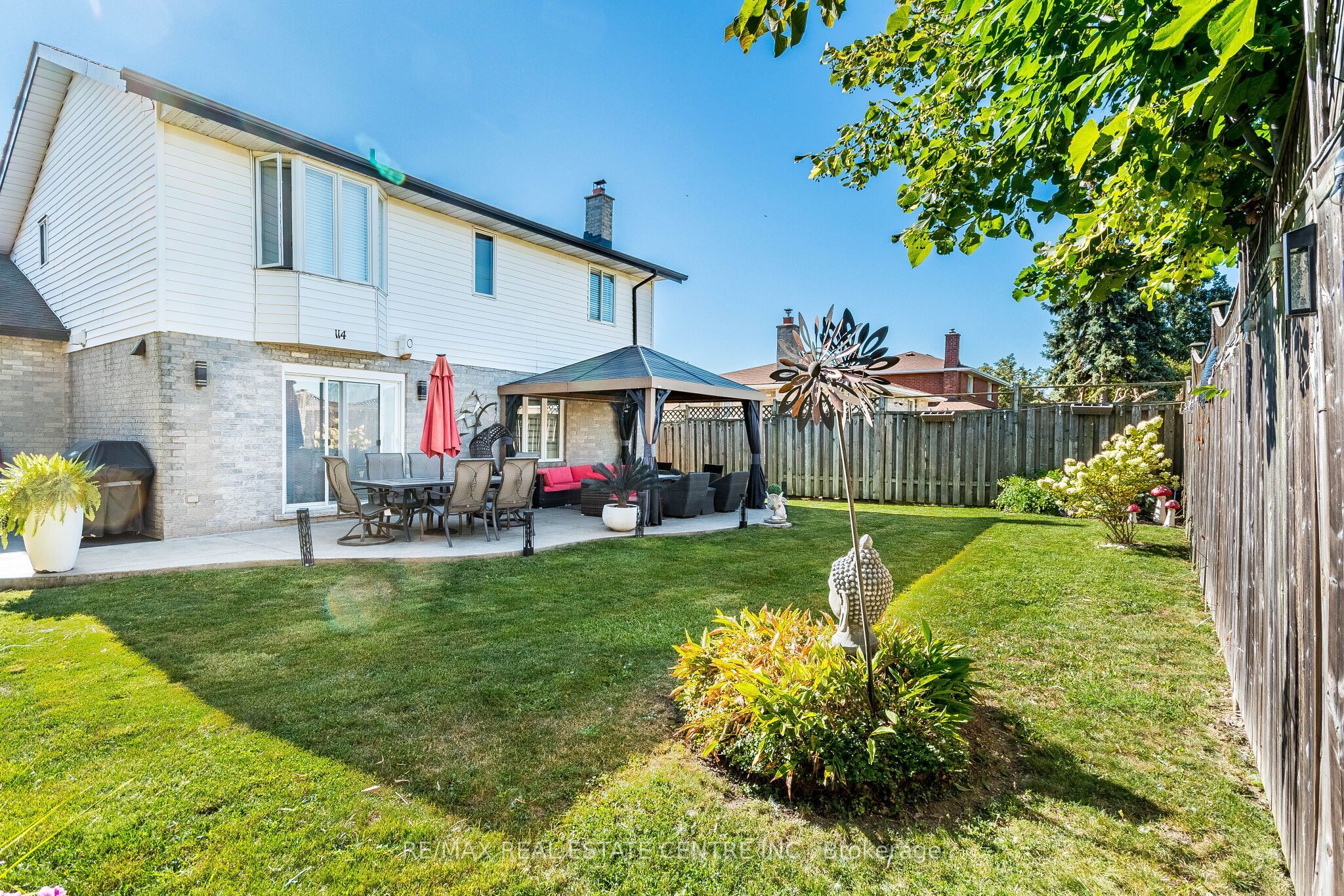 114 Parkwood Crescent Property Photo 42