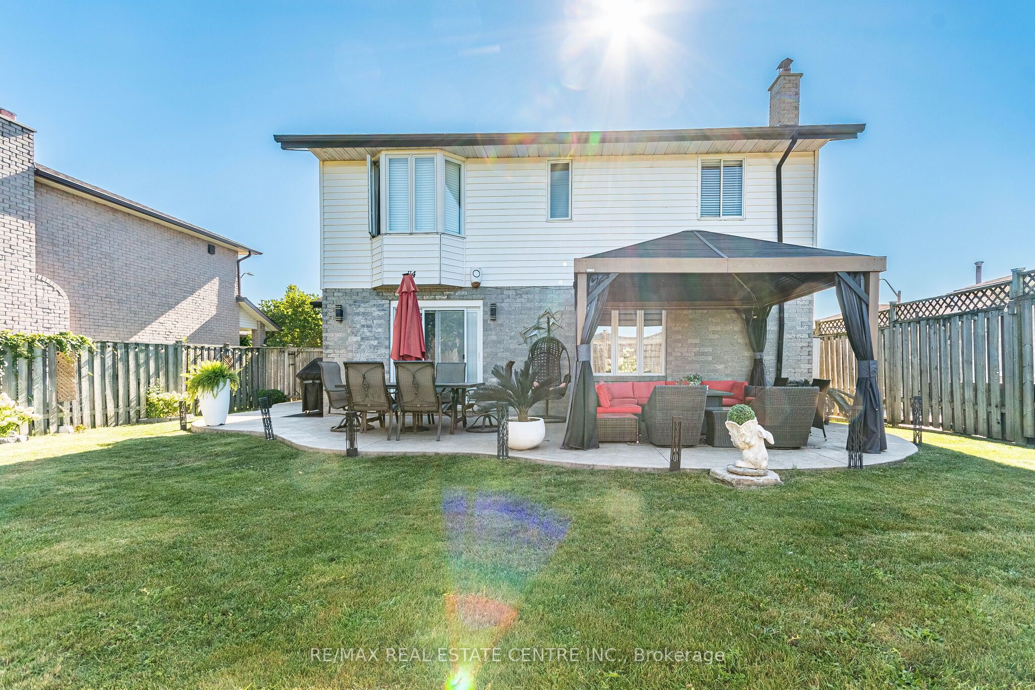 114 Parkwood Crescent Property Photo 43