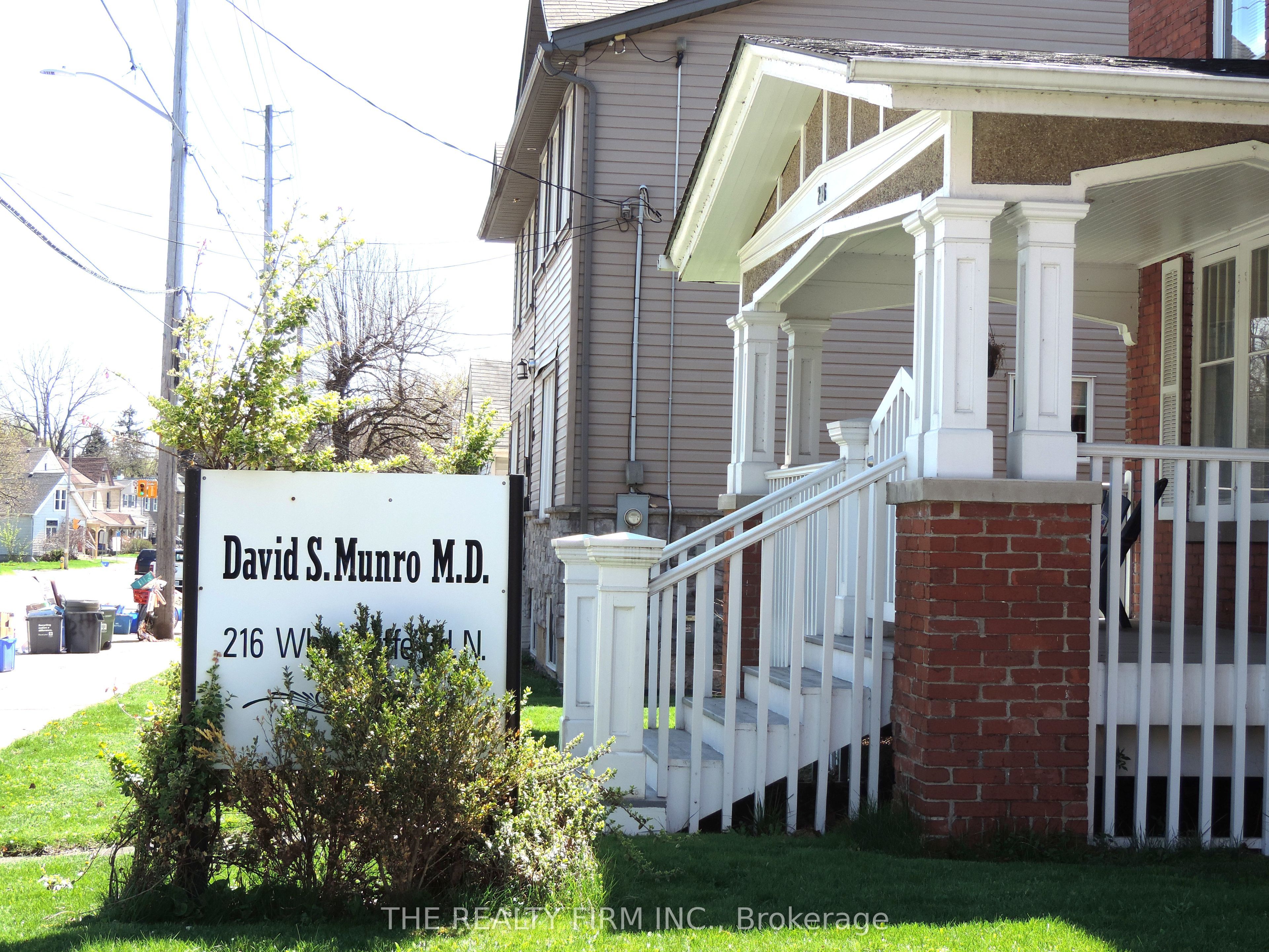 216 Wharncliffe Road N Property Photo 7