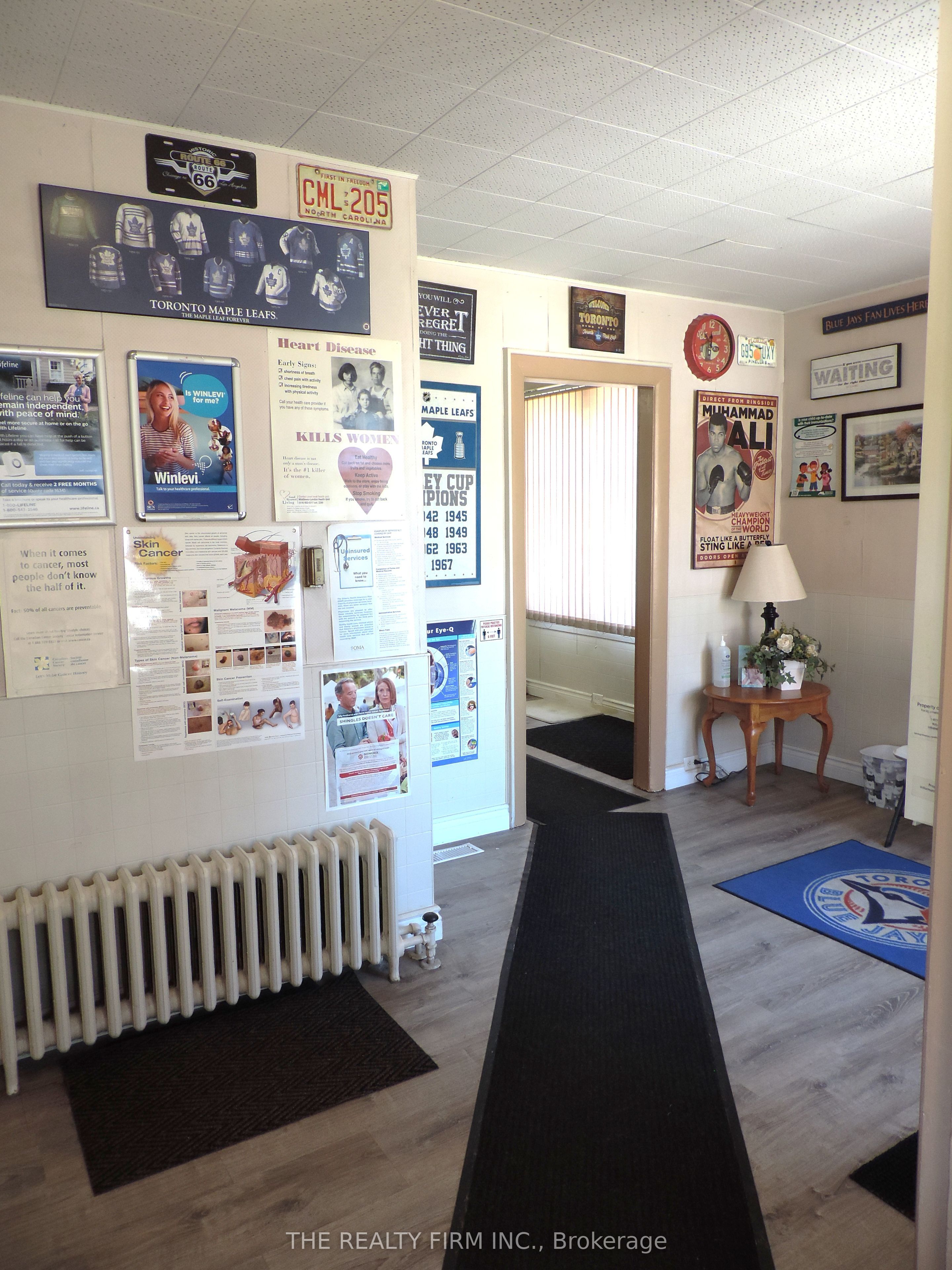 216 Wharncliffe Road N Property Photo 19