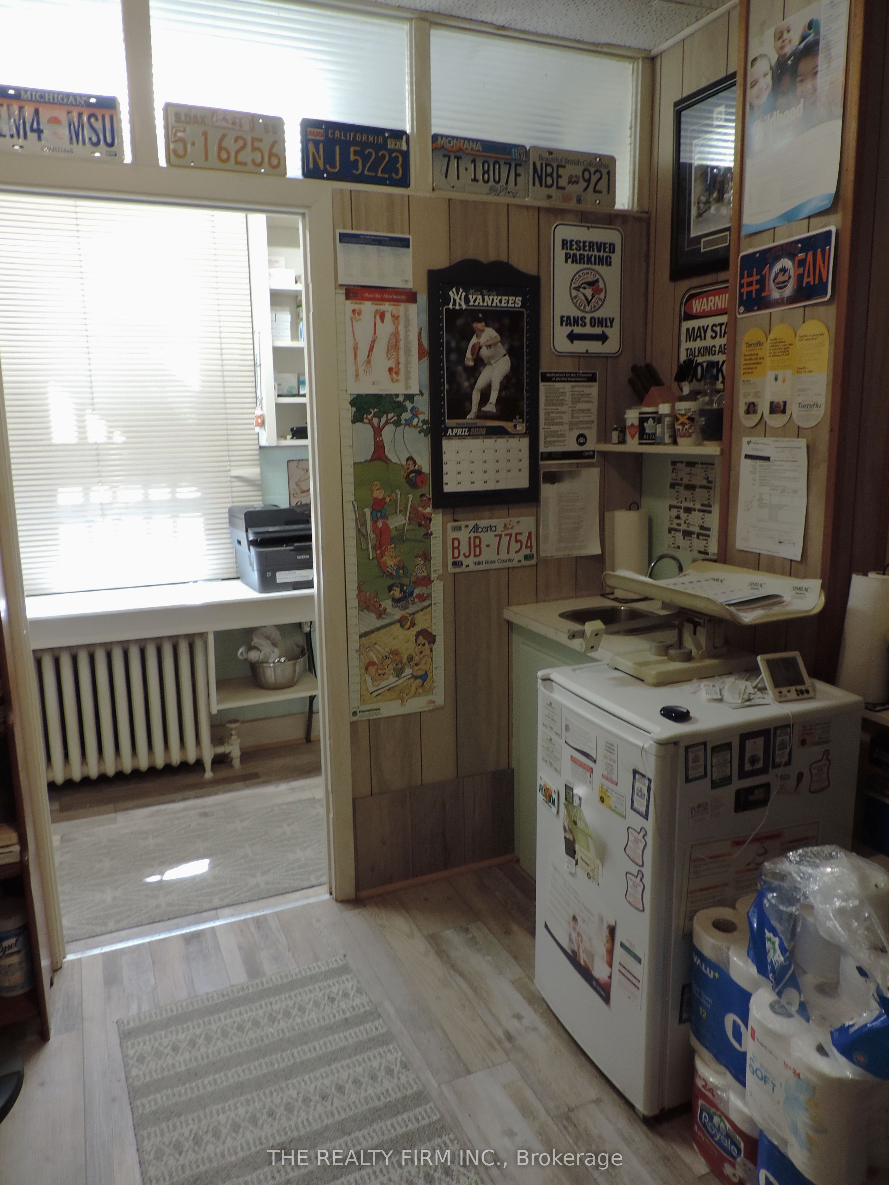 216 Wharncliffe Road N Property Photo 28