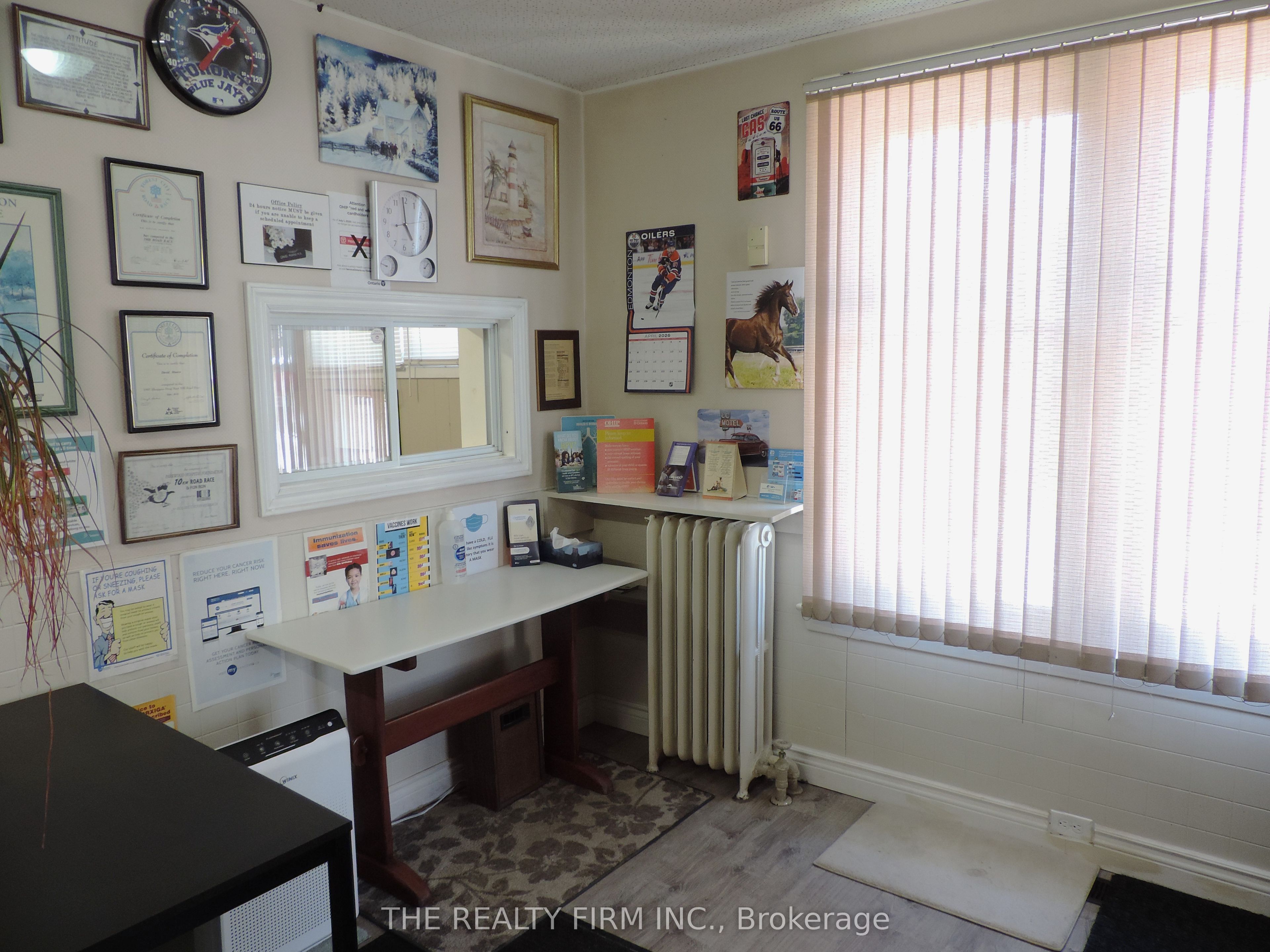 216 Wharncliffe Road N Property Photo 30