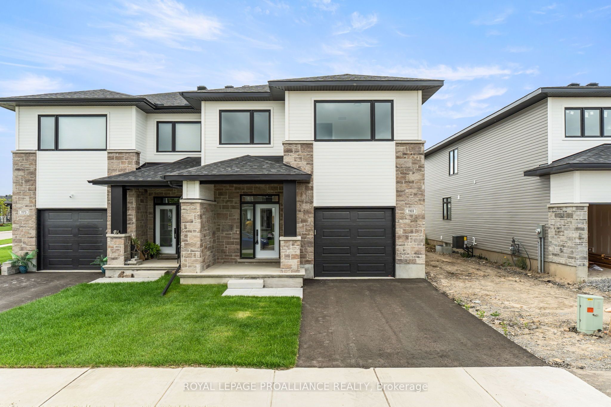 1169 Moore Street Property Photo 1