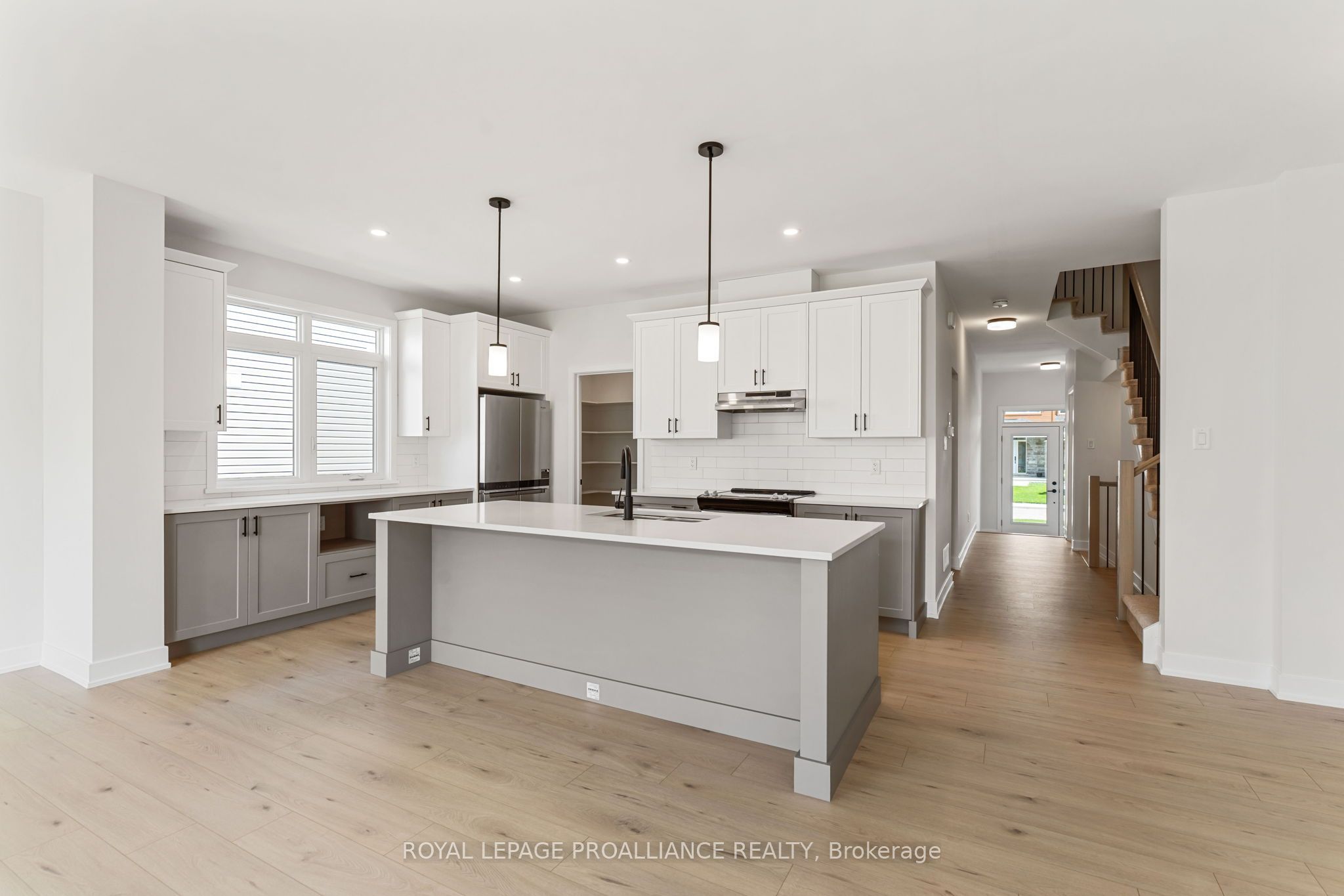 1169 Moore Street Property Photo 6