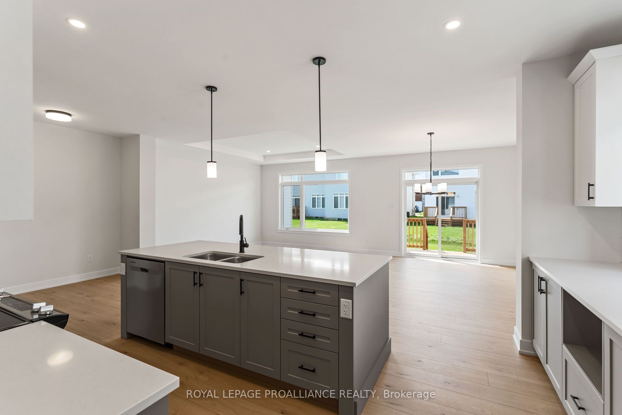 1169 Moore Street Property Photo 12