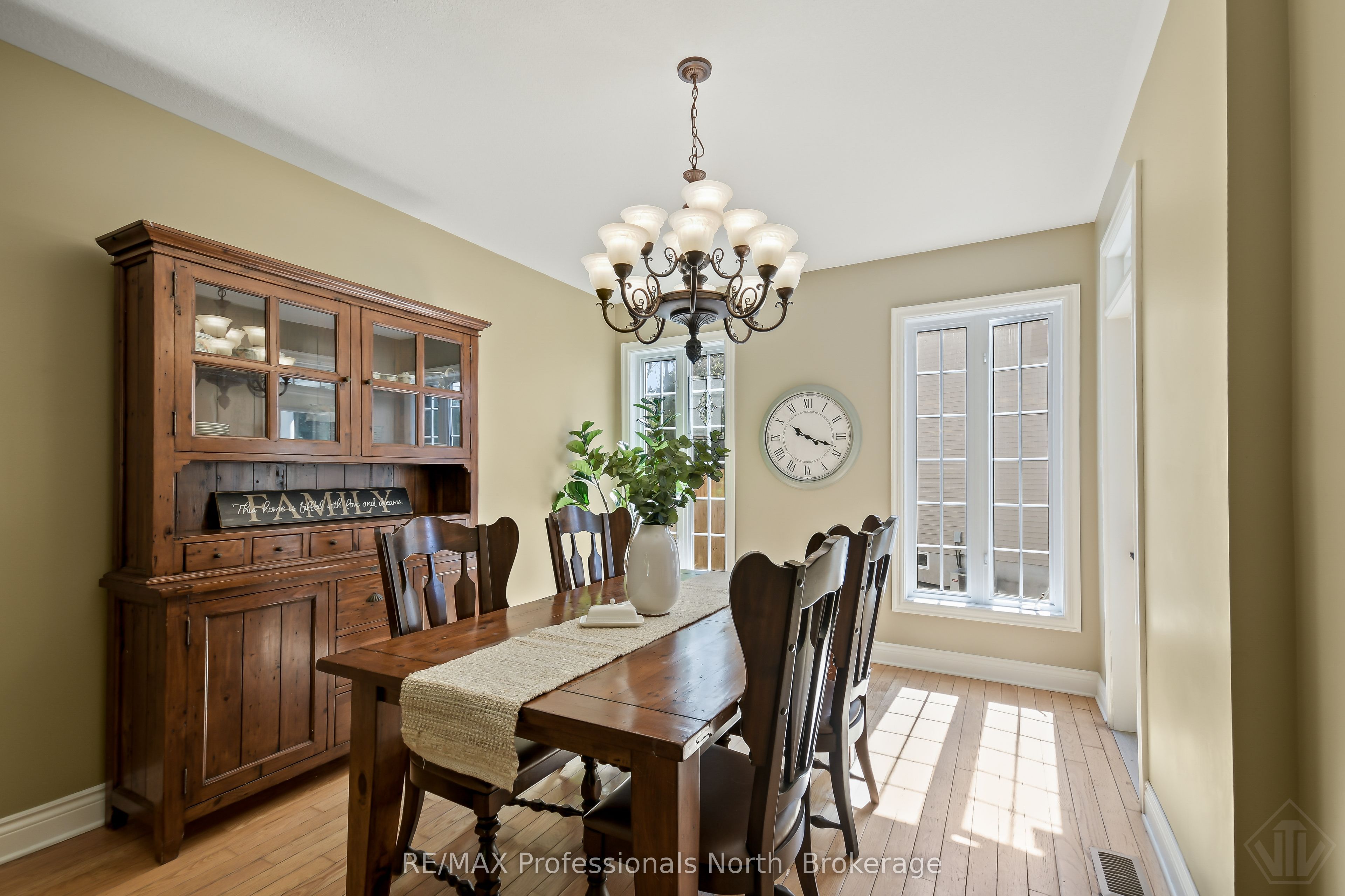 9 Melane Court Property Photo 4