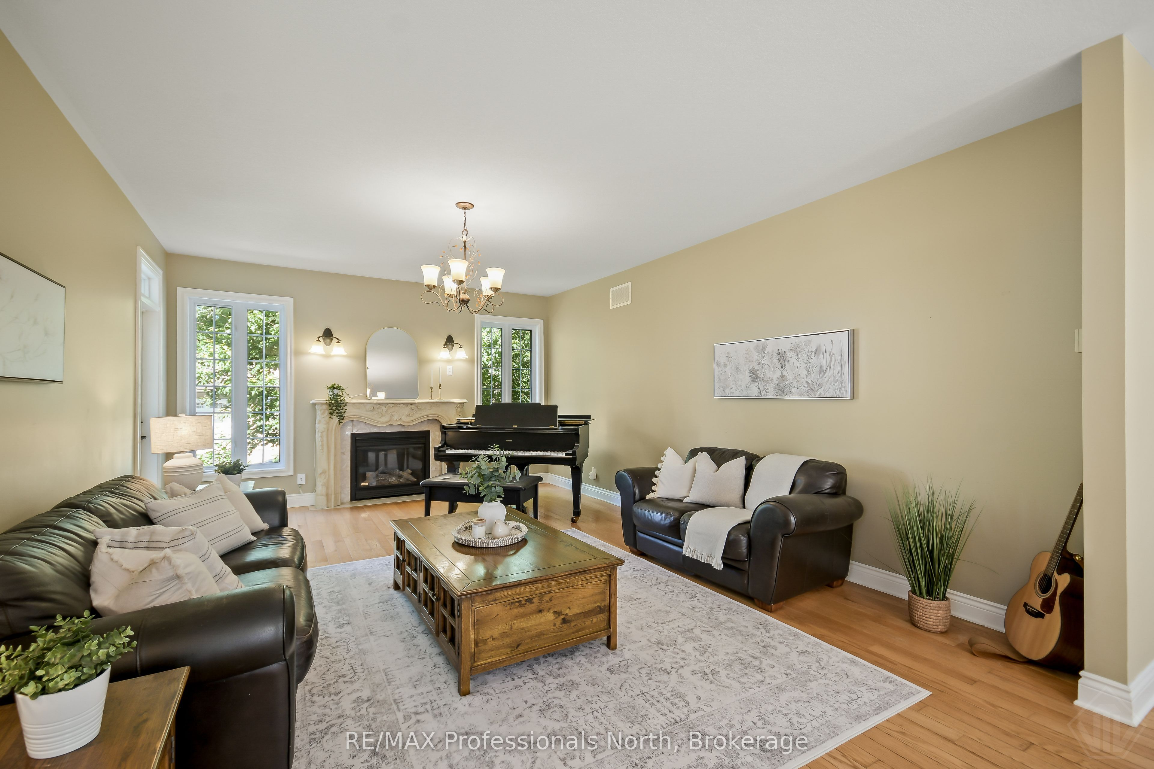 9 Melane Court Property Photo 5
