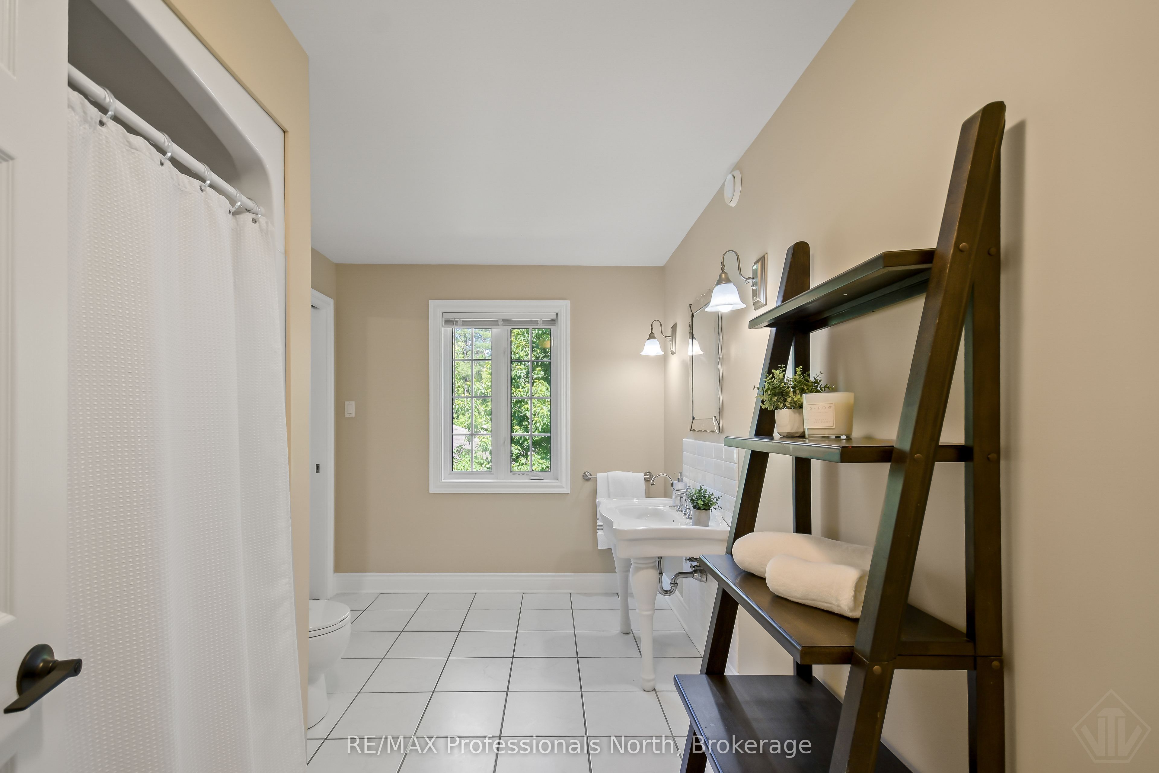 9 Melane Court Property Photo 21