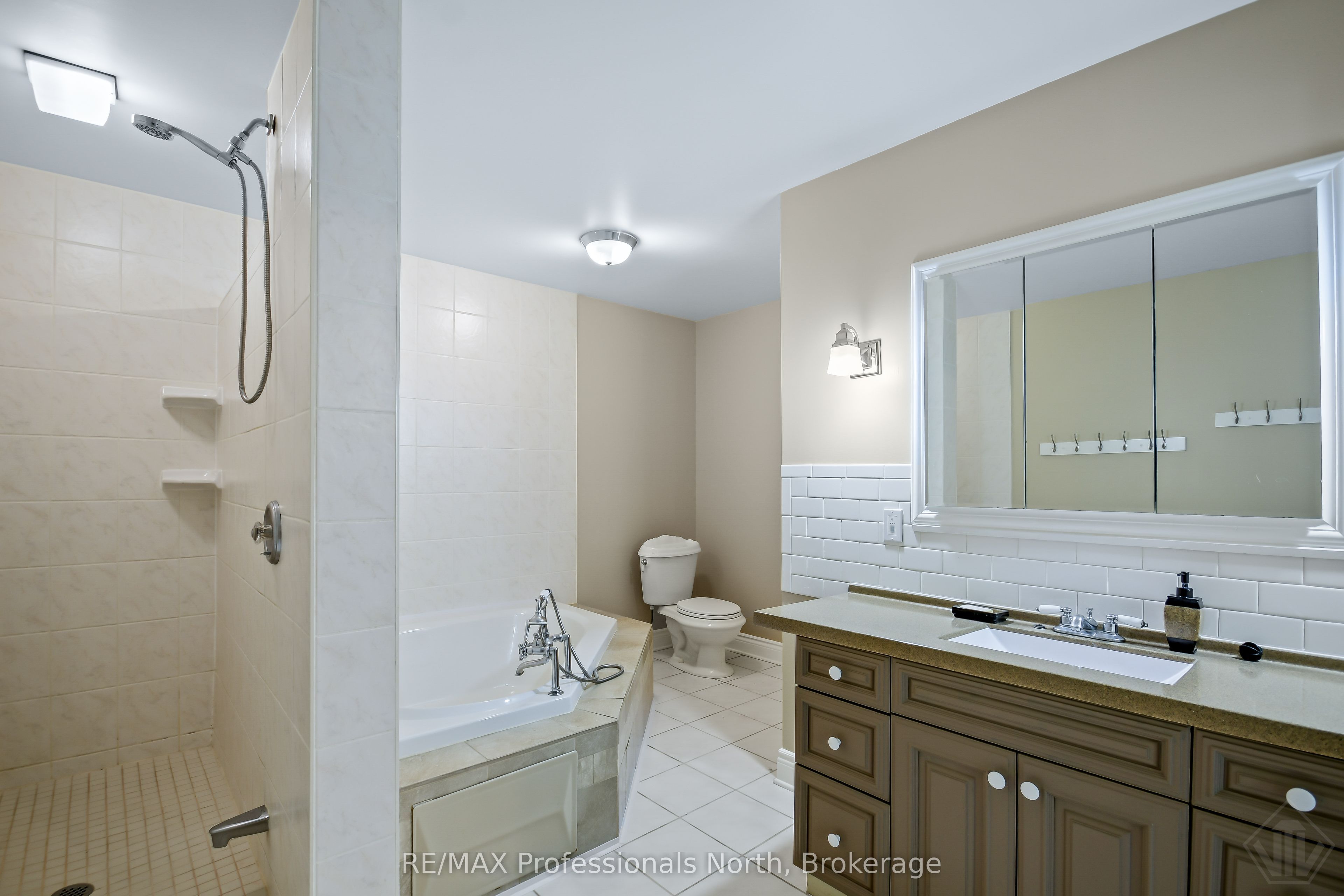 9 Melane Court Property Photo 24