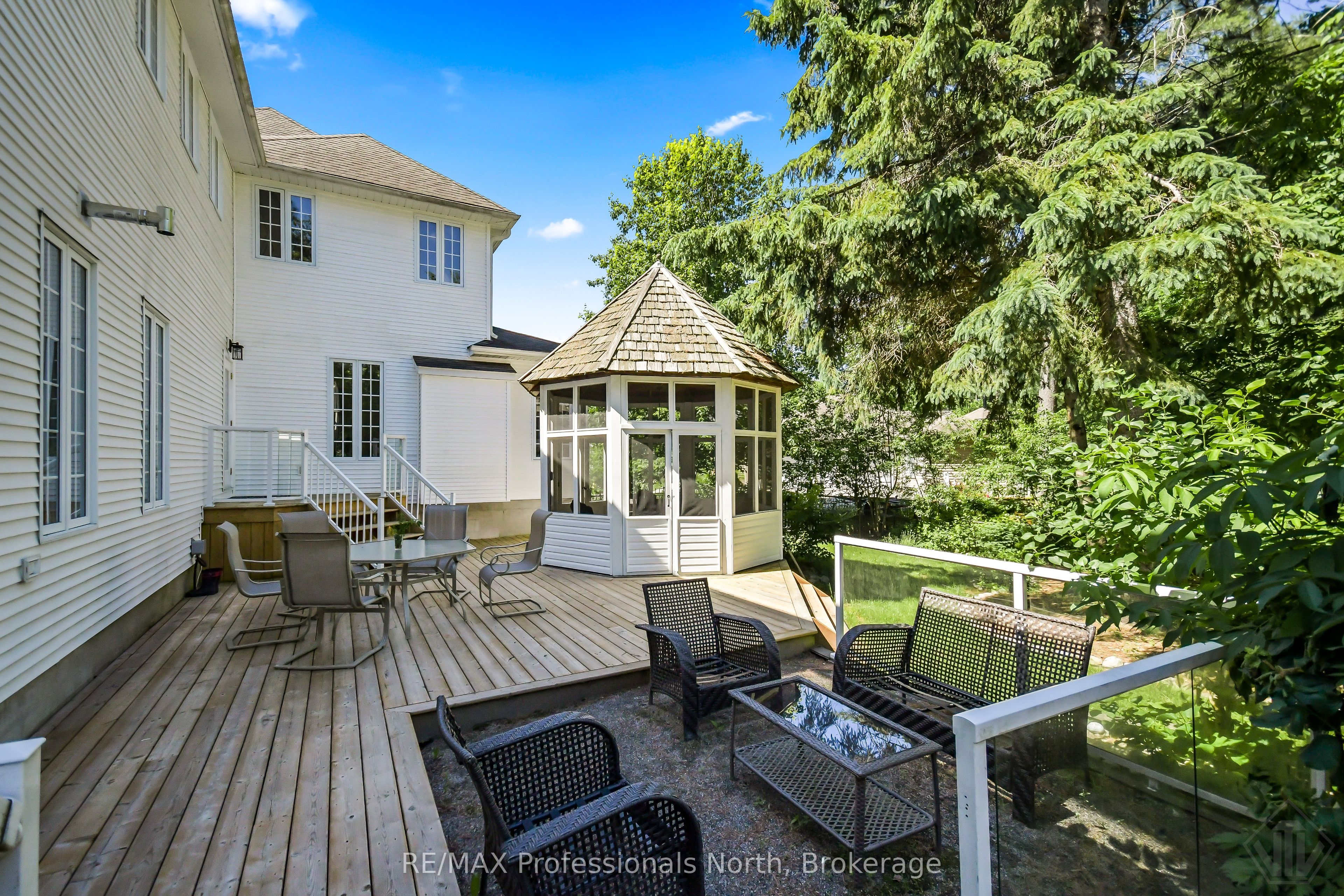 9 Melane Court Property Photo 39