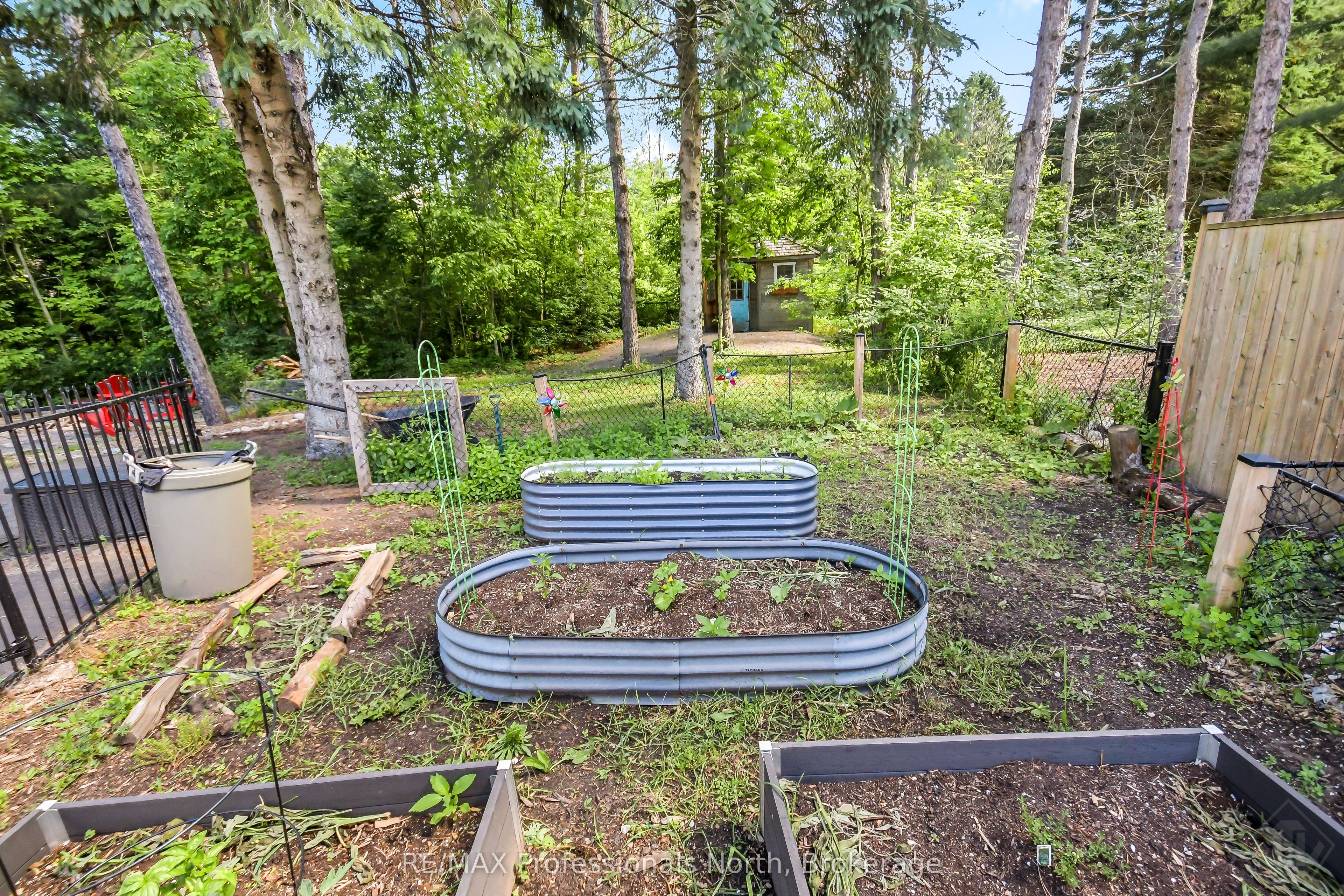 9 Melane Court Property Photo 44