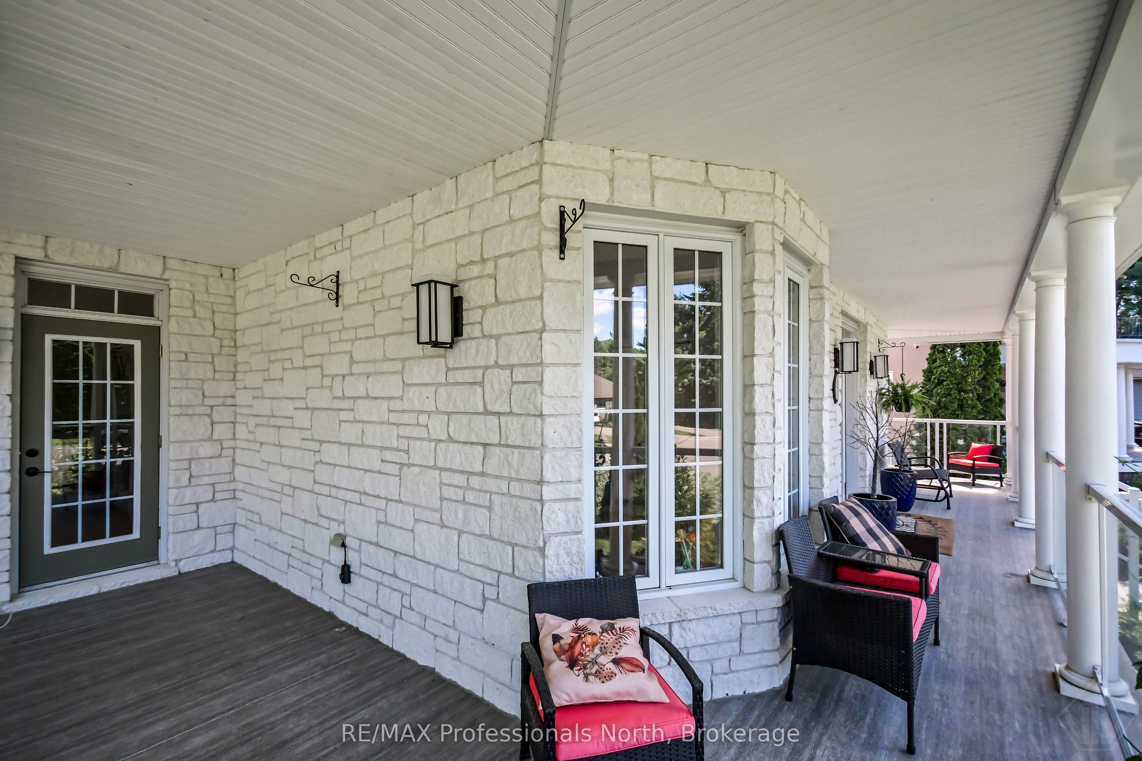 9 Melane Court Property Photo 46
