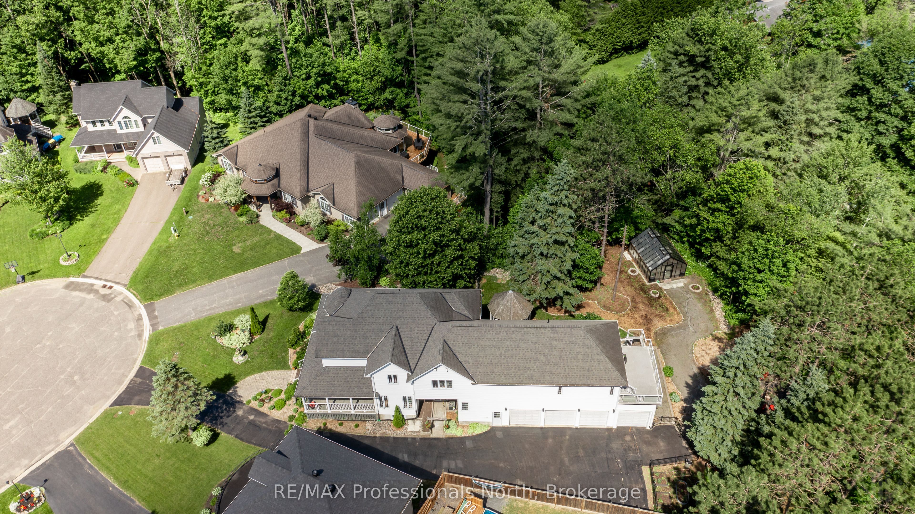 9 Melane Court Property Photo 47