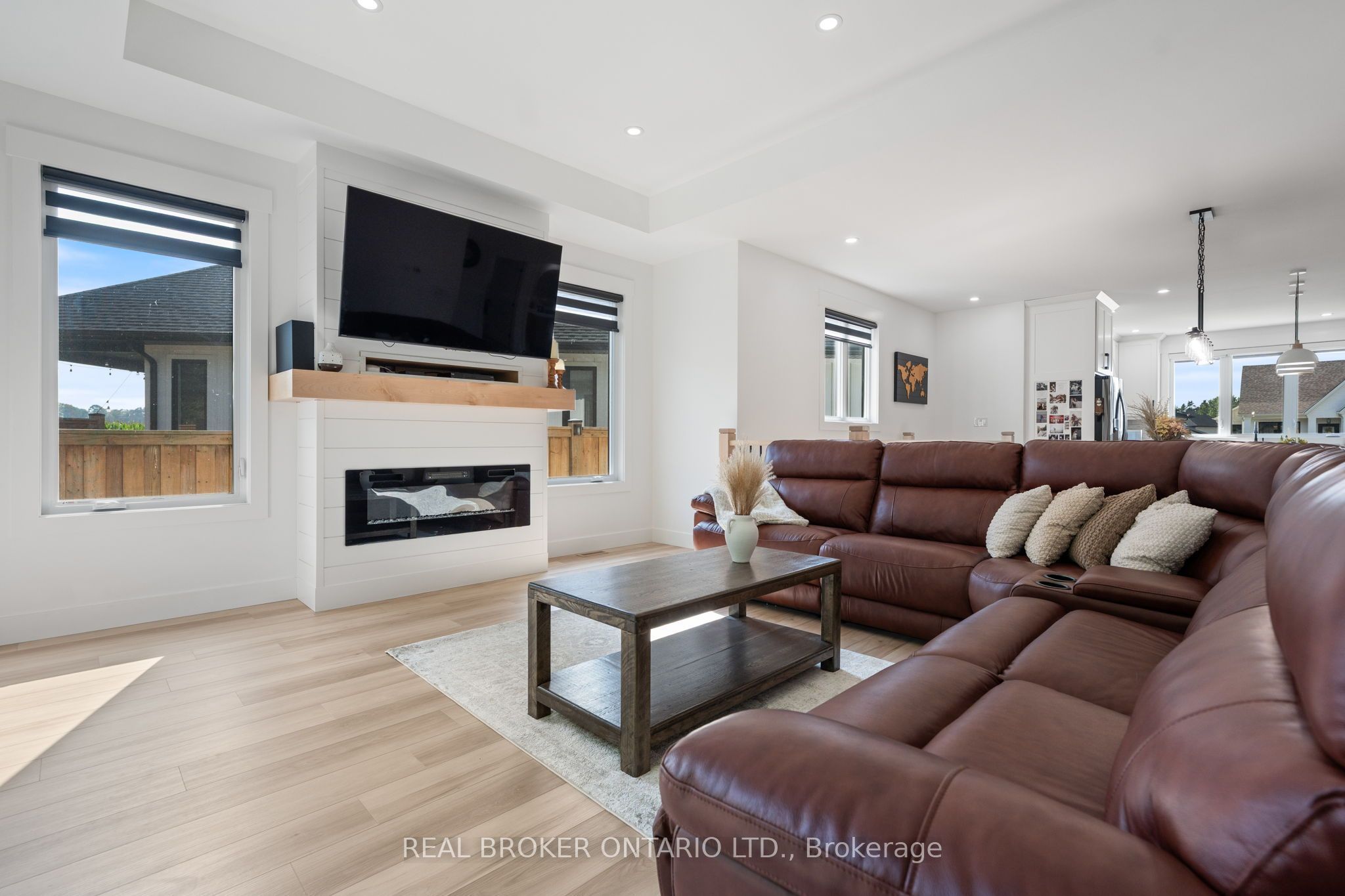 9 Macneil Court Property Photo 14