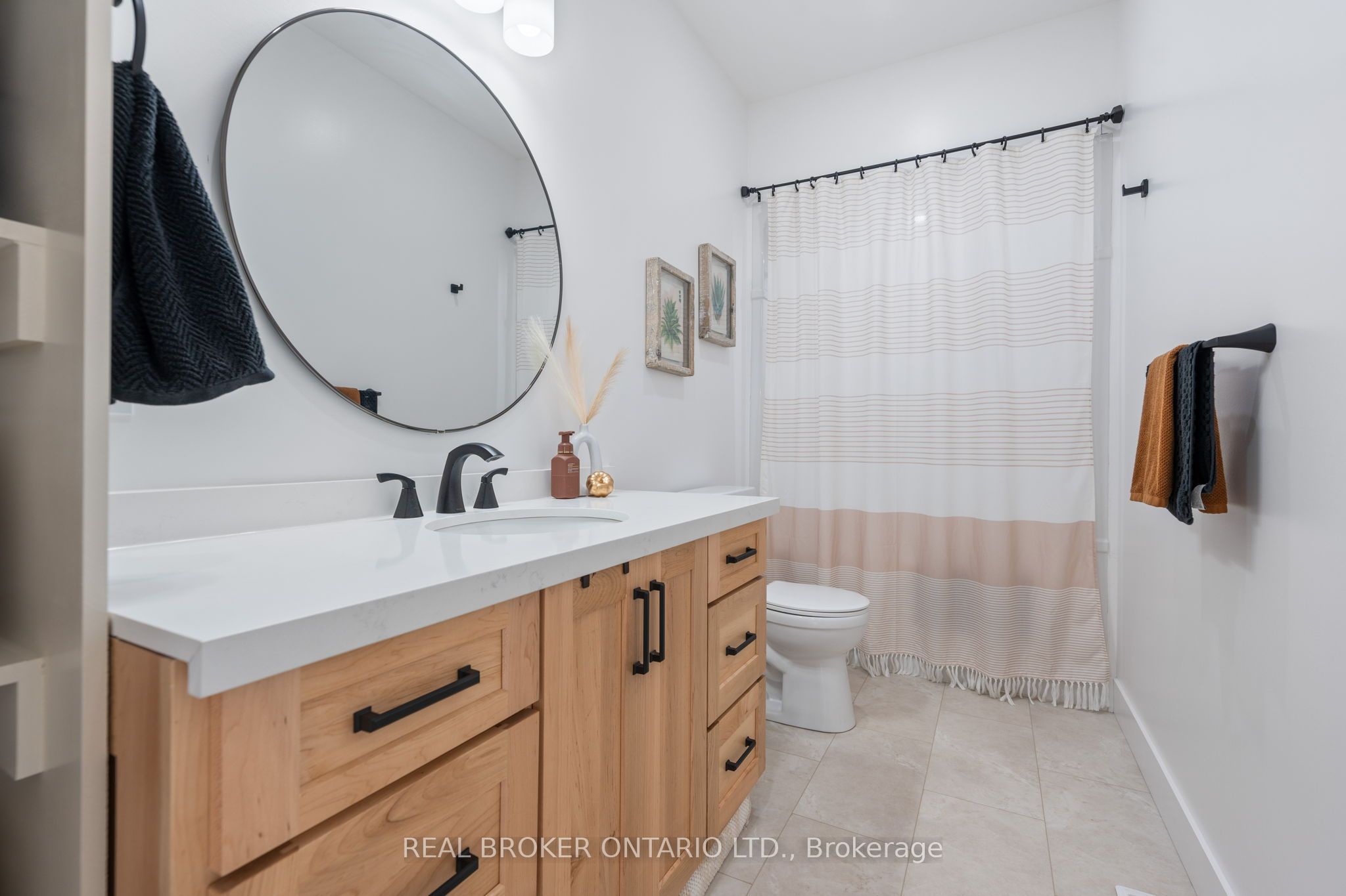9 Macneil Court Property Photo 20
