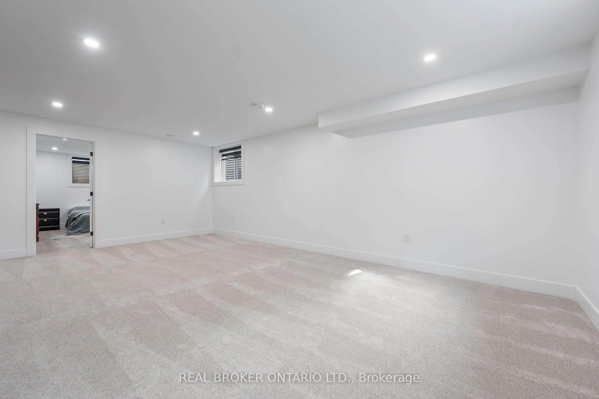 9 Macneil Court Property Photo 26