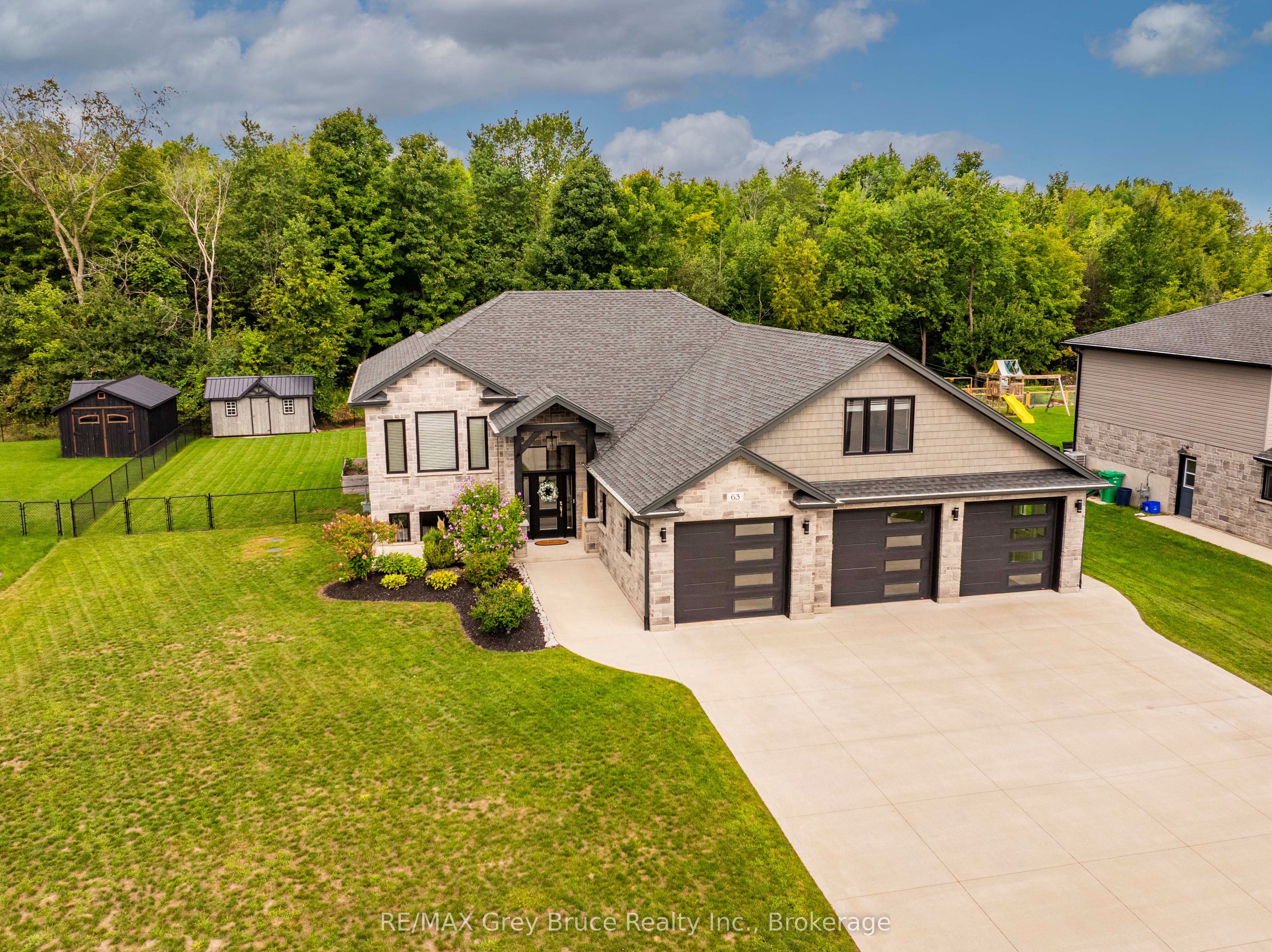 63 Howe Drive Property Photo 1