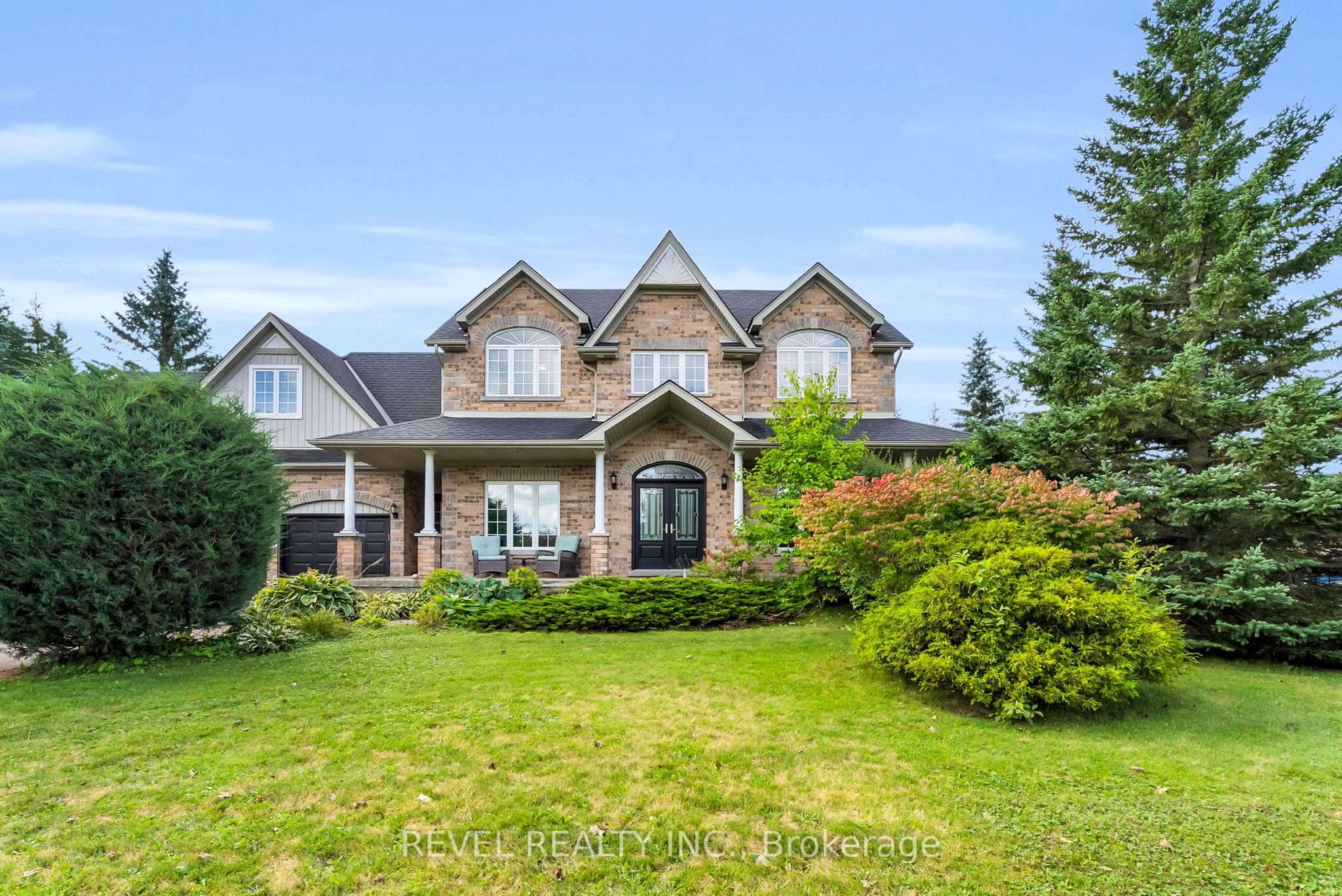 14 Devonleigh Drive Property Photo 1