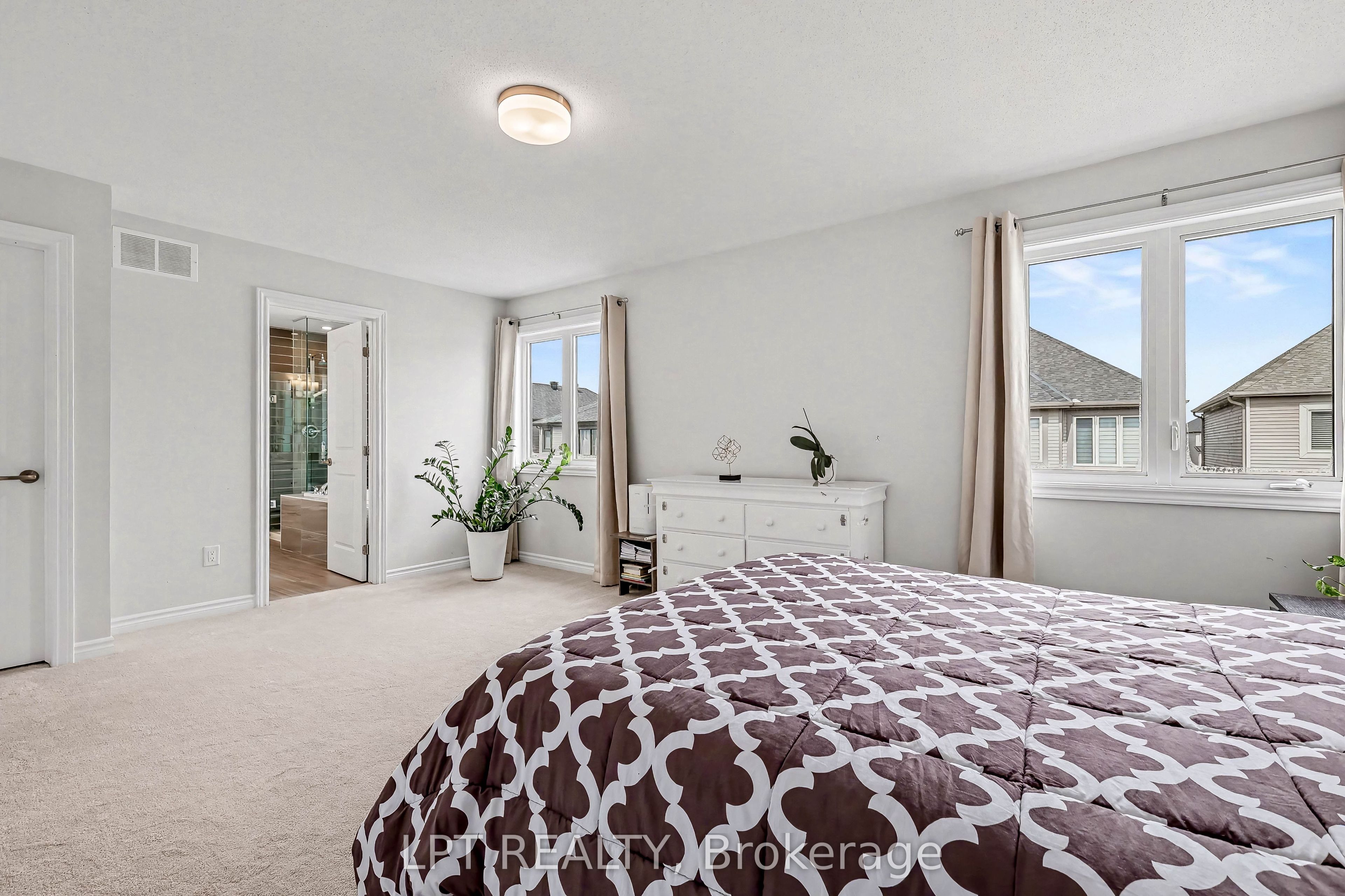 730 Perseus Avenue Property Photo 18