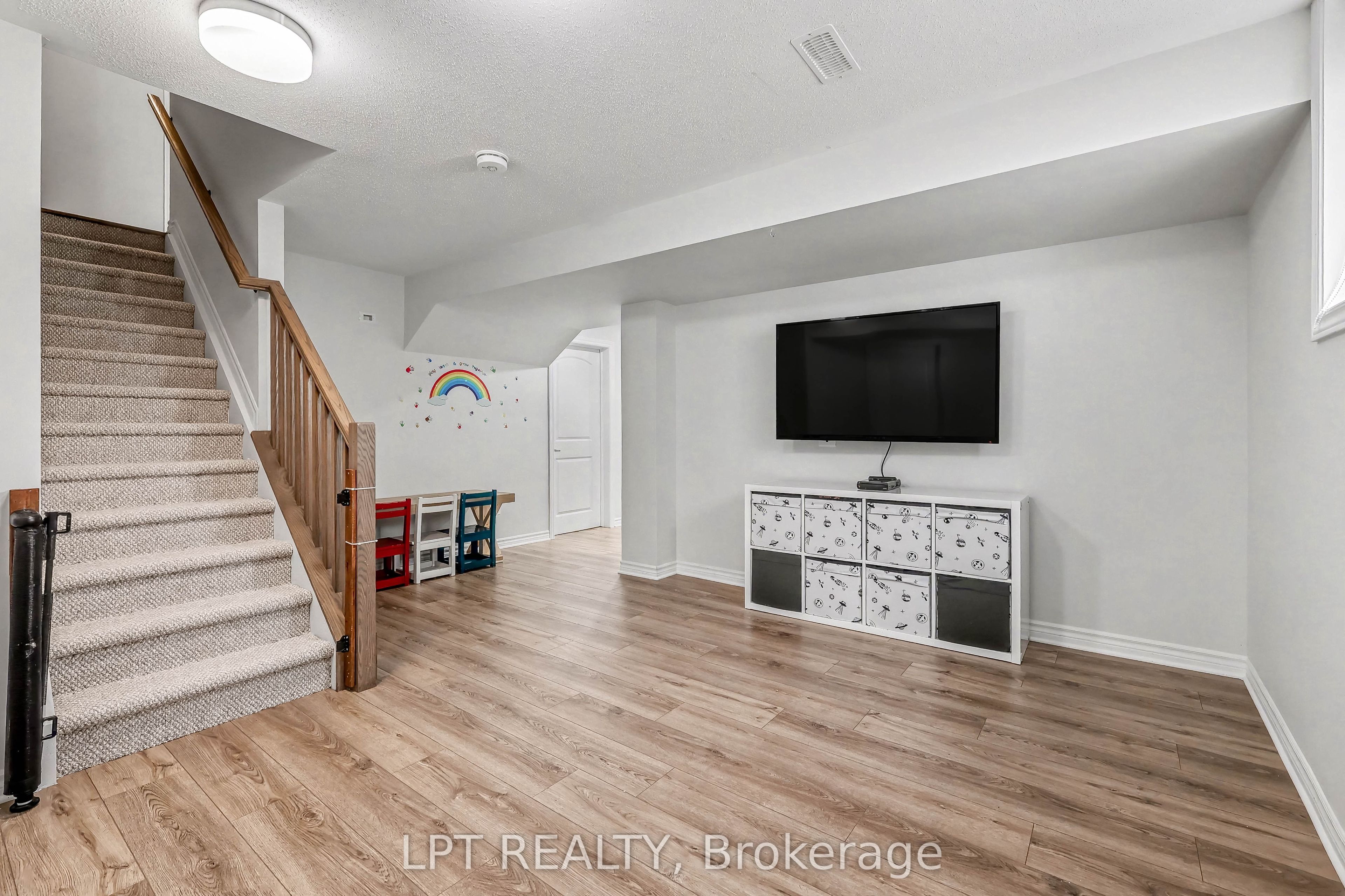 730 Perseus Avenue Property Photo 26
