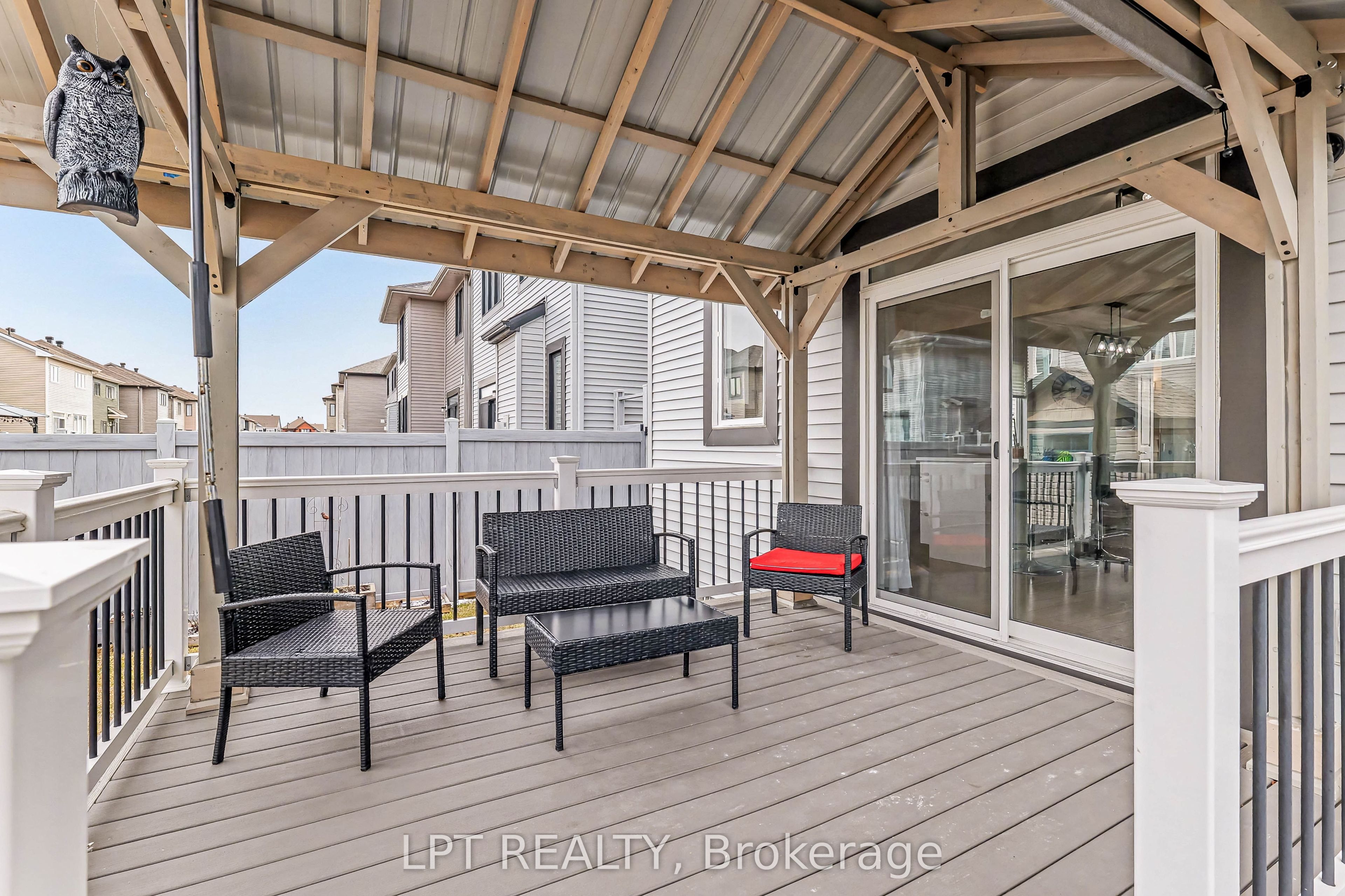 730 Perseus Avenue Property Photo 28