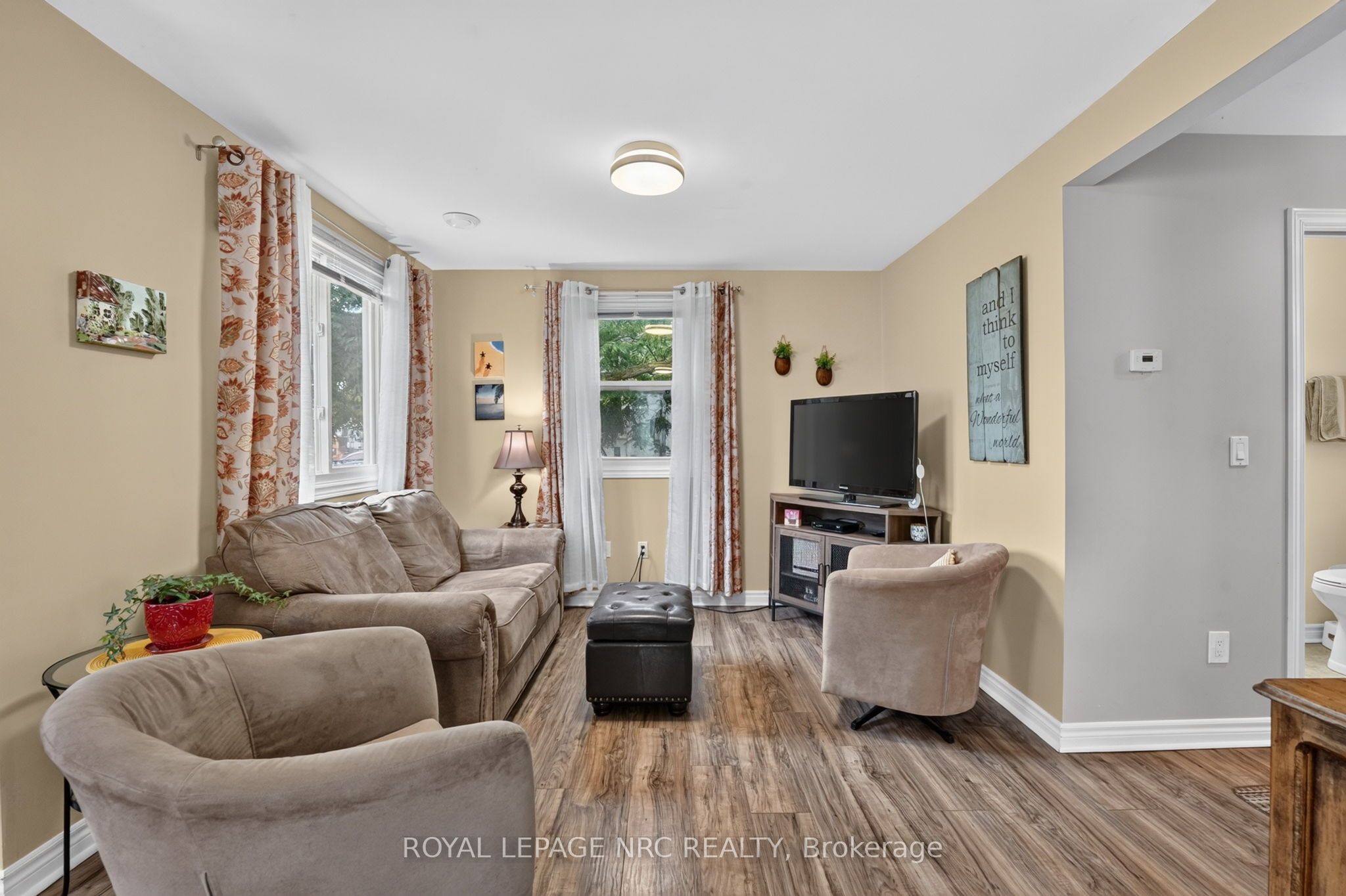 63 Oakwood Street Property Photo 5