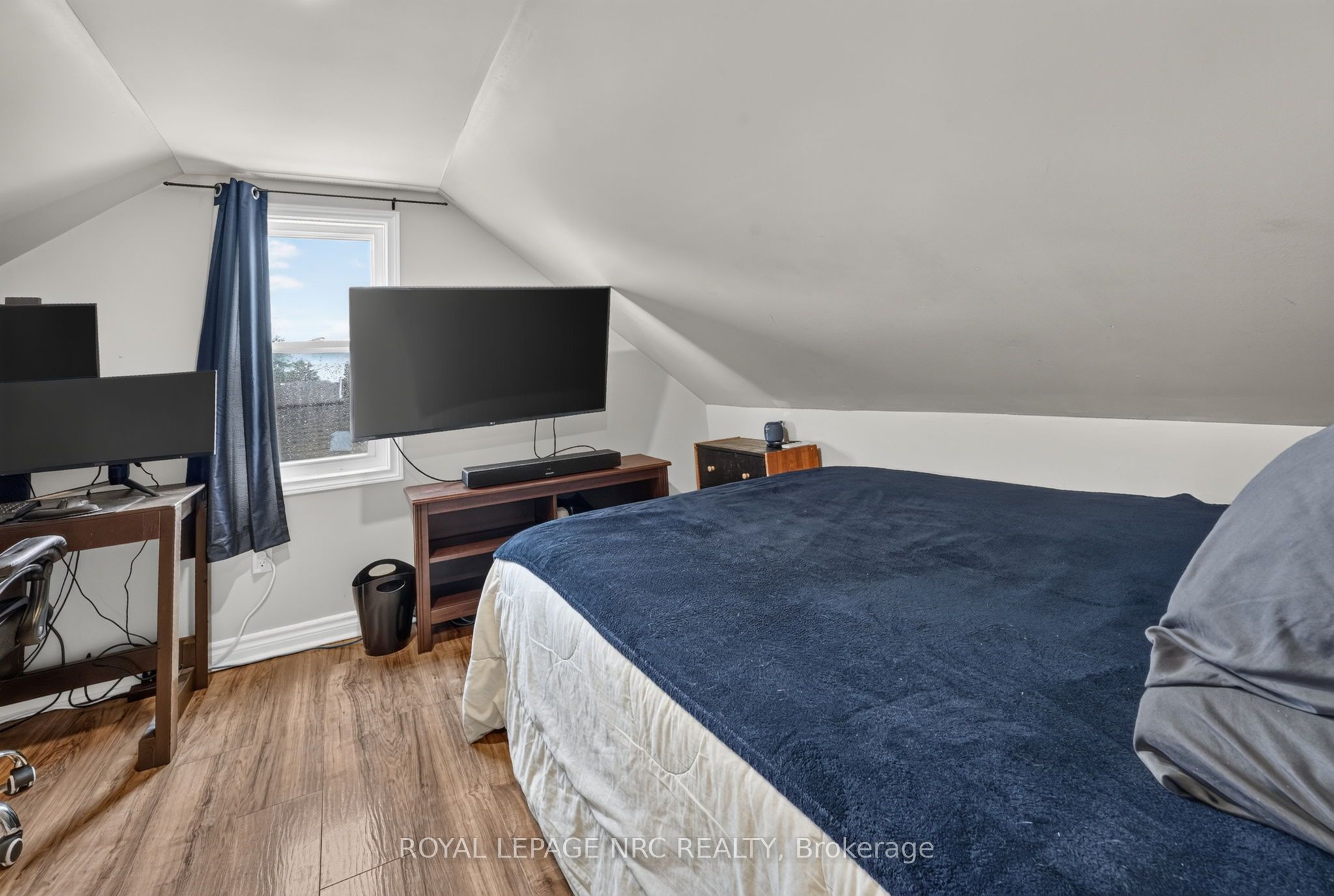 63 Oakwood Street Property Photo 24