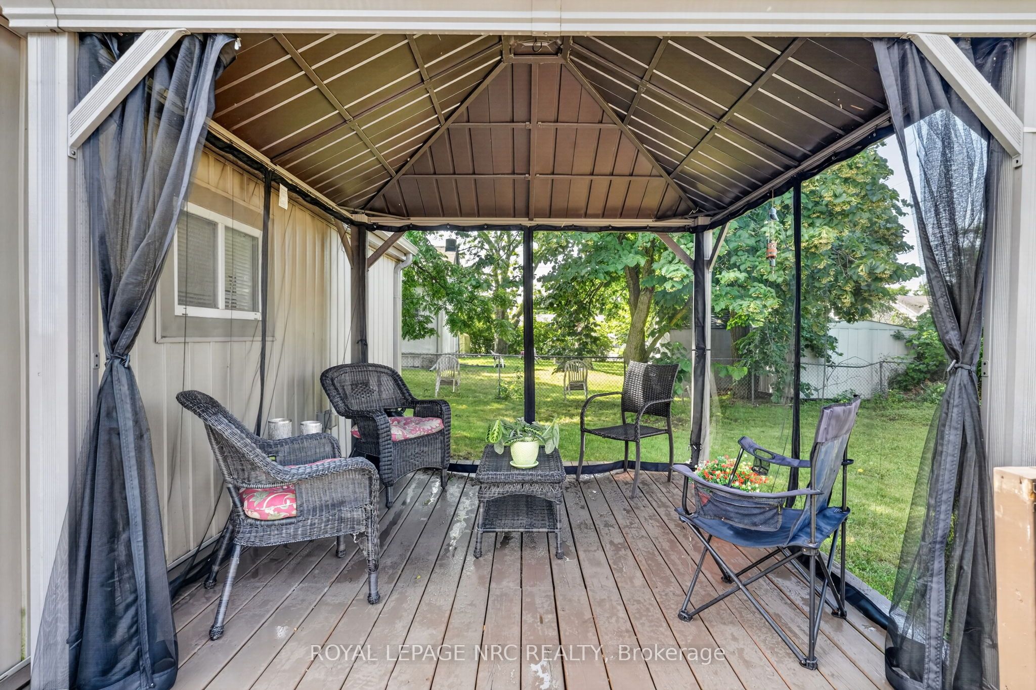 63 Oakwood Street Property Photo 27